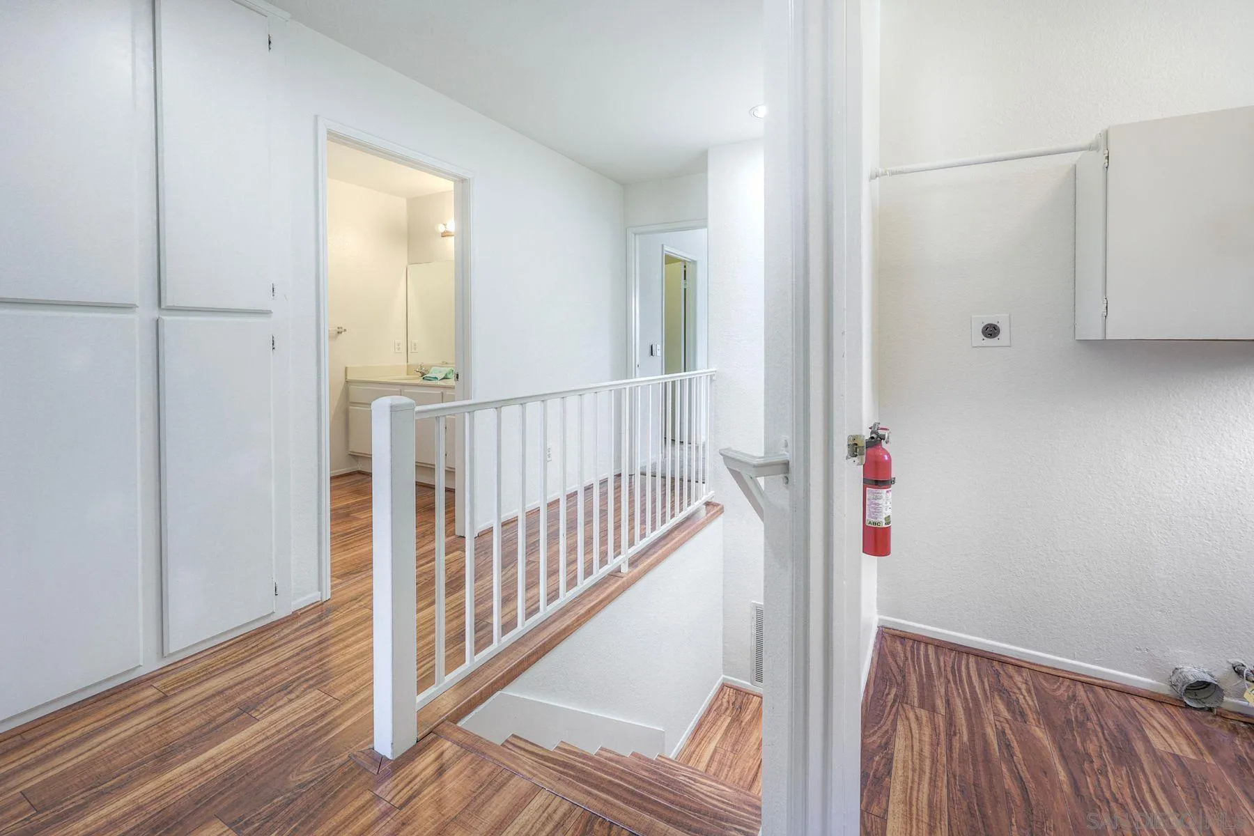 https://cdn.realtyfeed.com/cdn/127/250038118/795da2250b7f3b38eb1821c1e968ec8b.webp