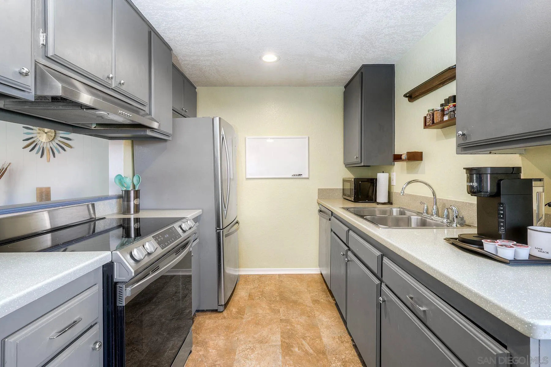 https://cdn.realtyfeed.com/cdn/127/250038120/5fe31dfec221484c532ae40dbac6a396.webp