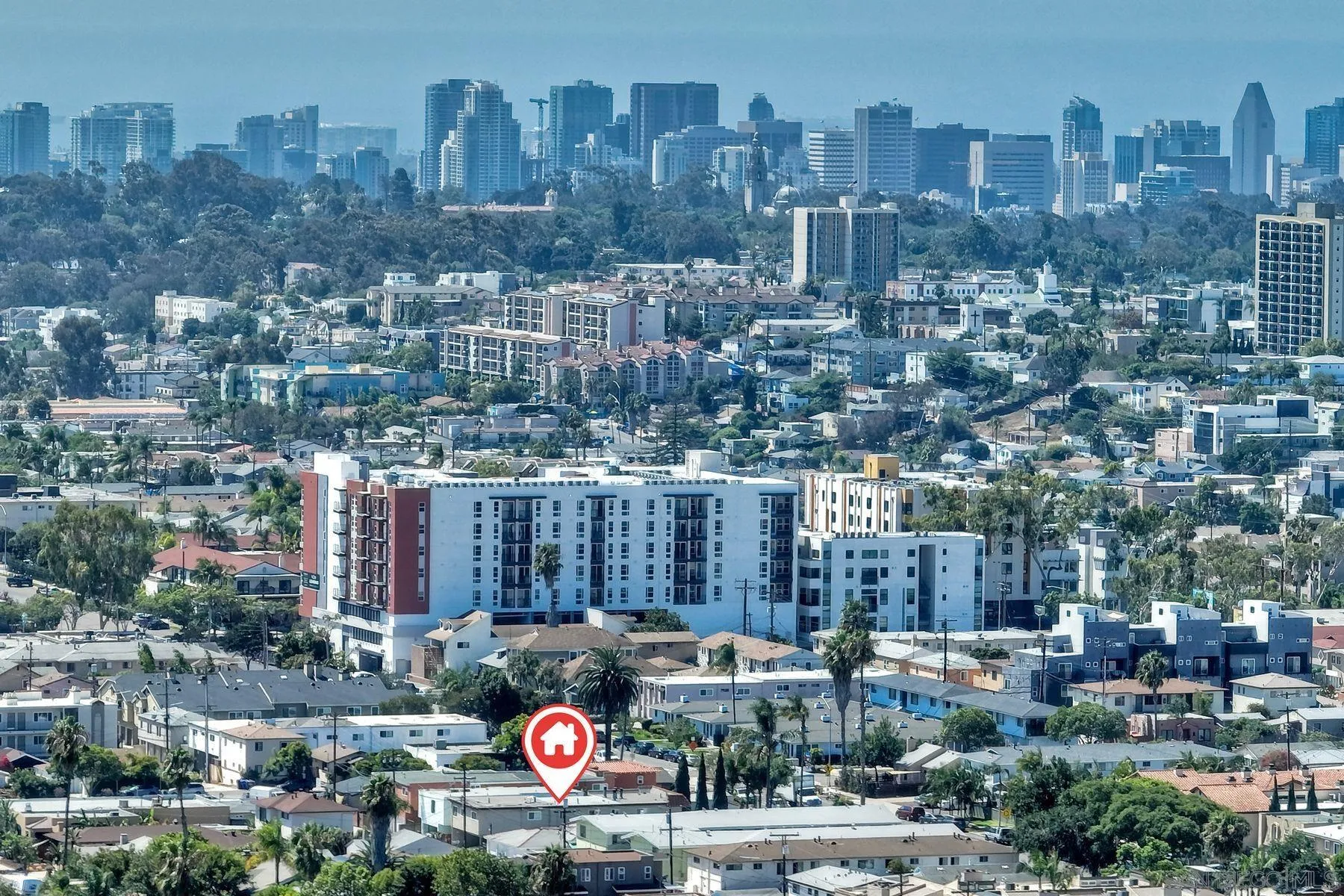 https://cdn.realtyfeed.com/cdn/127/250038120/7a1a58f44781125d9e04c17768b74d88.webp