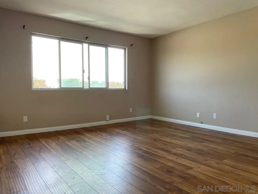 Photo #4: 250038122 Listing 