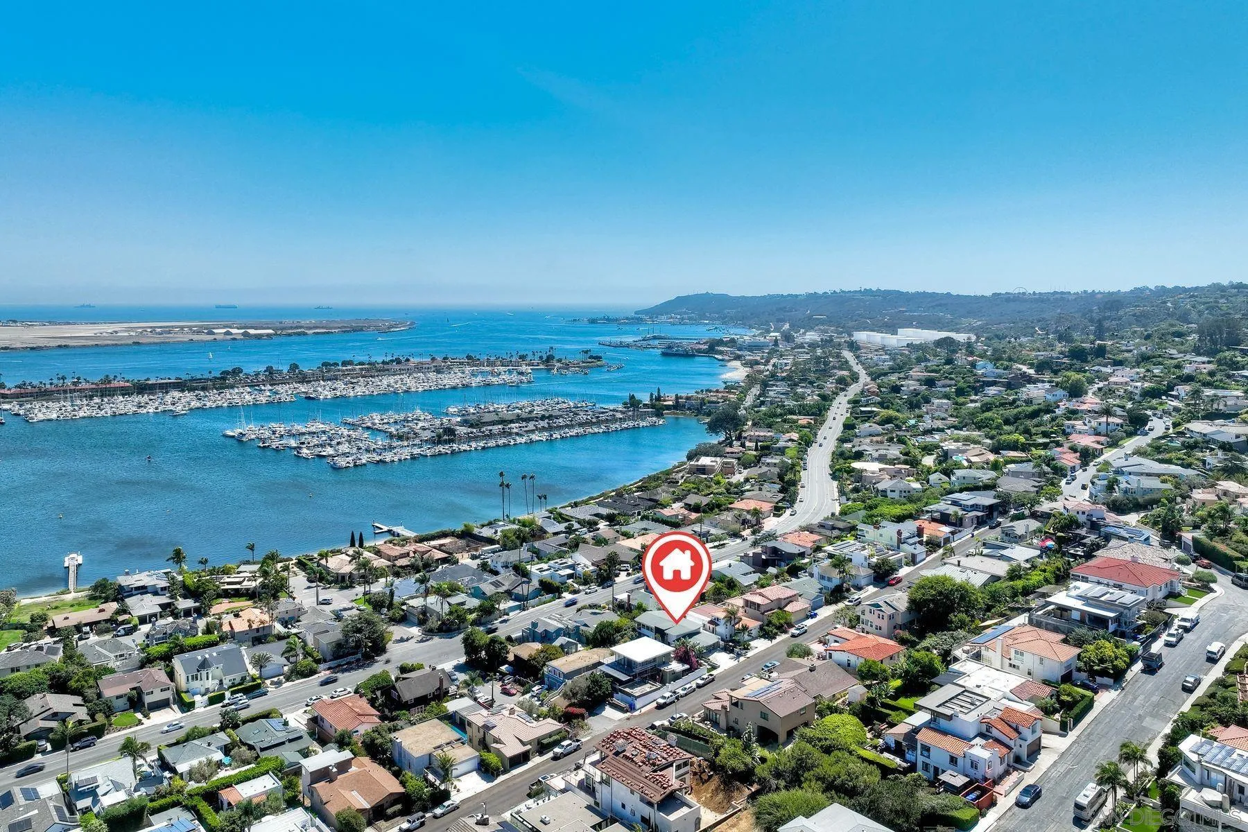 https://cdn.realtyfeed.com/cdn/127/250038126/01d8c353efaa88920fbd836a7c8376b7.webp