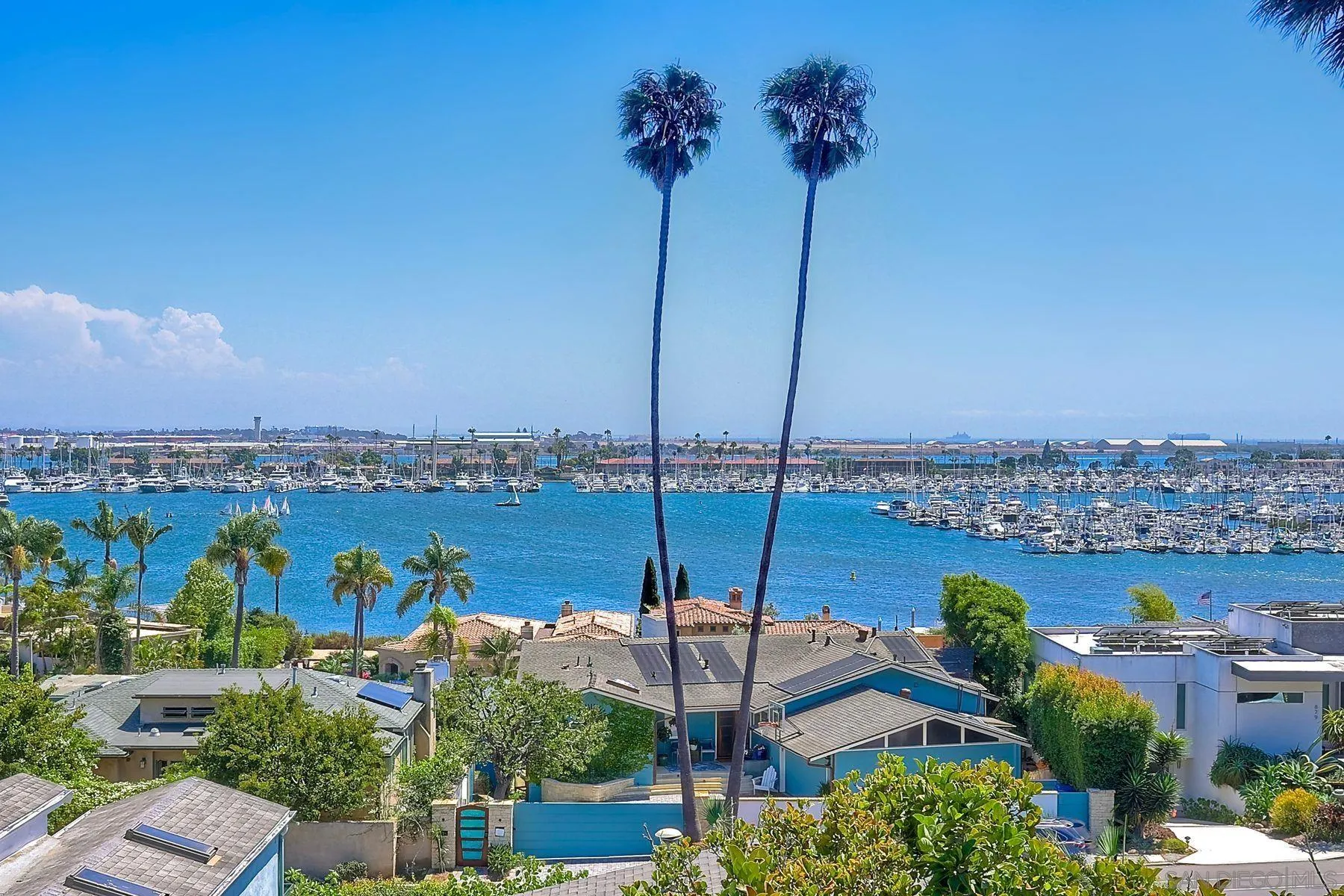 https://cdn.realtyfeed.com/cdn/127/250038126/0ebe608de7c8a7801aabebfe8e9d2097.webp