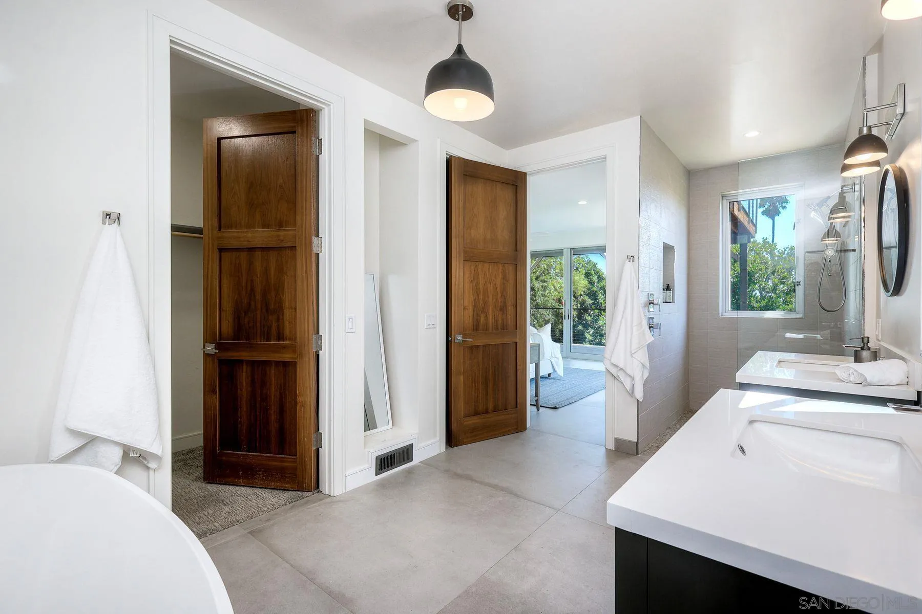 https://cdn.realtyfeed.com/cdn/127/250038126/416a87d20065714f0f4d2980306e7762.webp