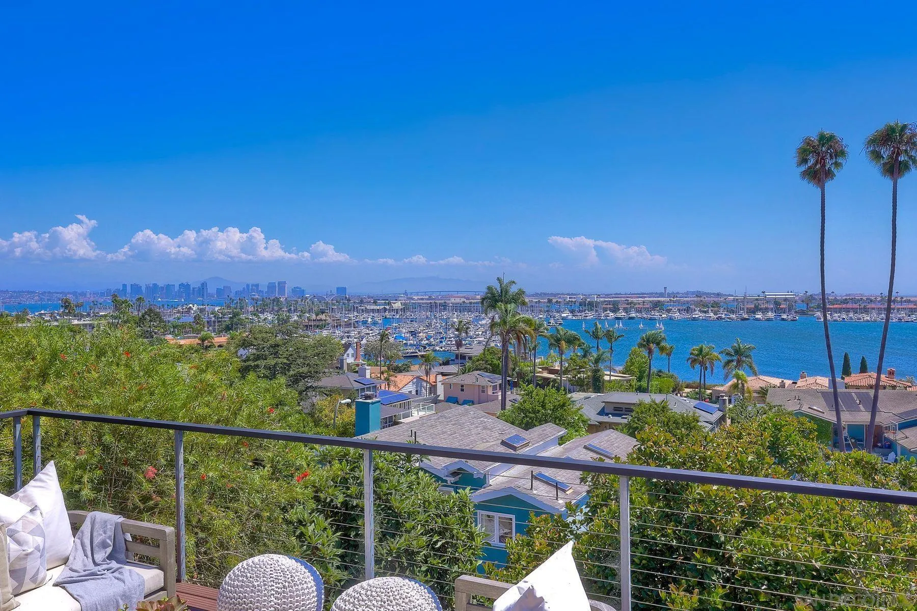 https://cdn.realtyfeed.com/cdn/127/250038126/56d3cb091d7ef41d86e7afdc532e4776.webp