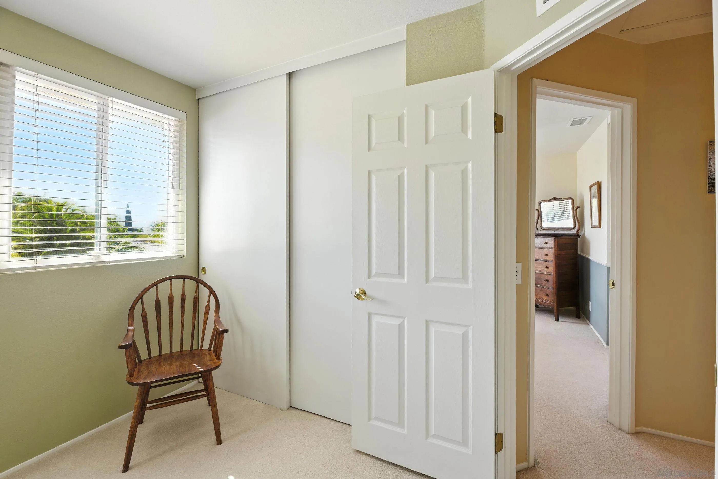 https://cdn.realtyfeed.com/cdn/127/250038127/3c72d1b62a3c079d1f3685204ad0e142.webp