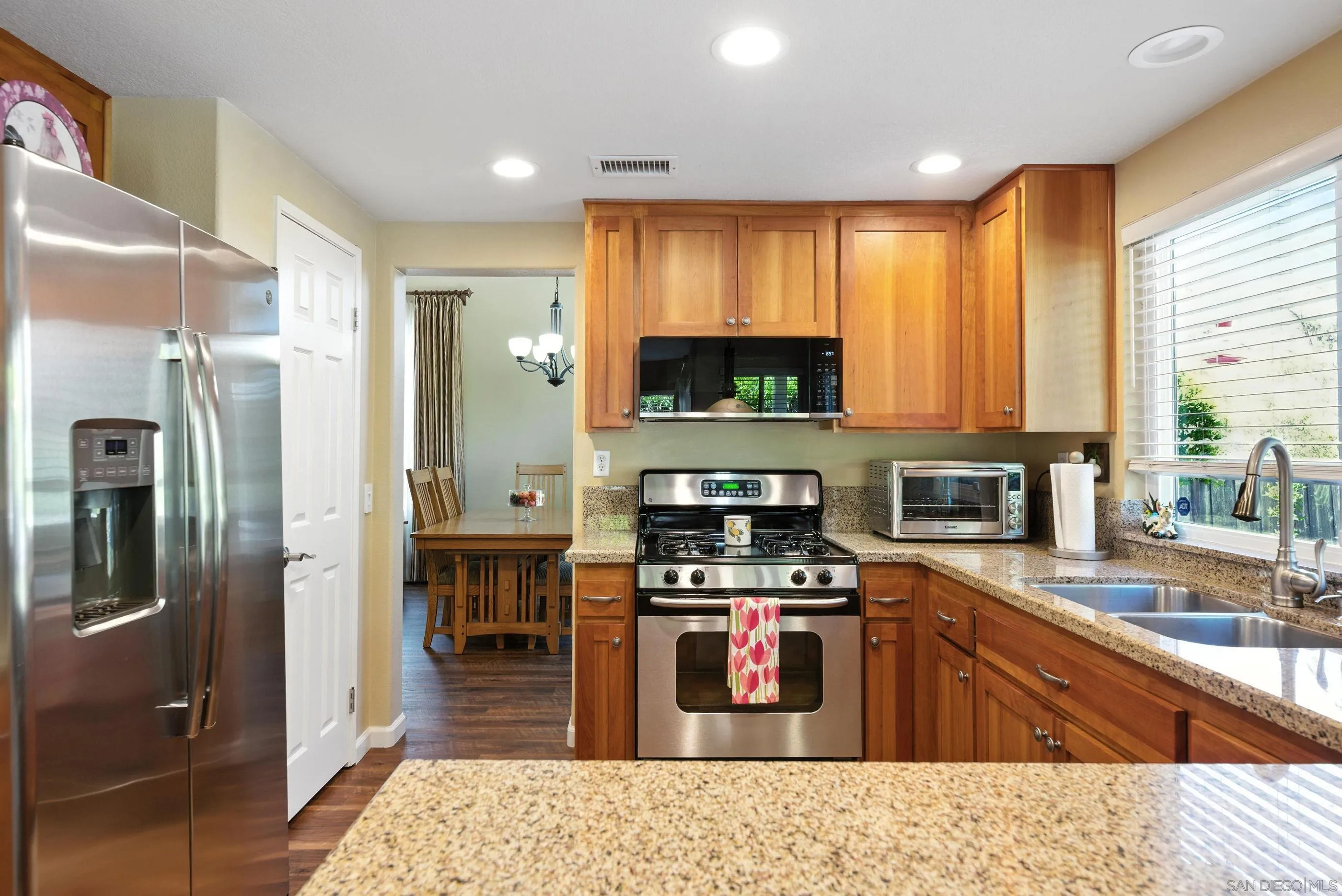 https://cdn.realtyfeed.com/cdn/127/250038127/4f0d96006b0ce65e0fdc3f68315d90ac.webp