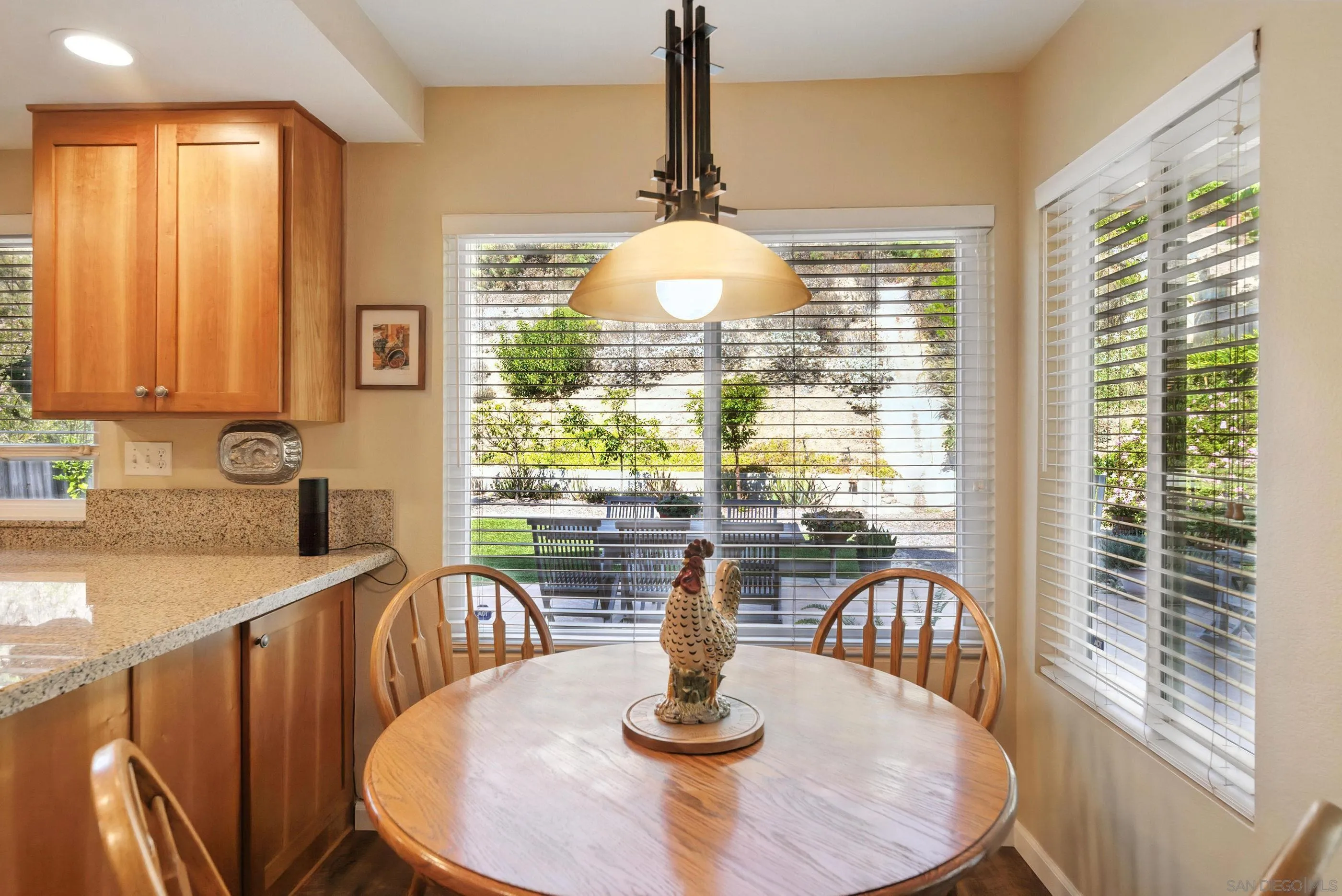 https://cdn.realtyfeed.com/cdn/127/250038127/81960b5e2556d4e402806825879d80c4.webp