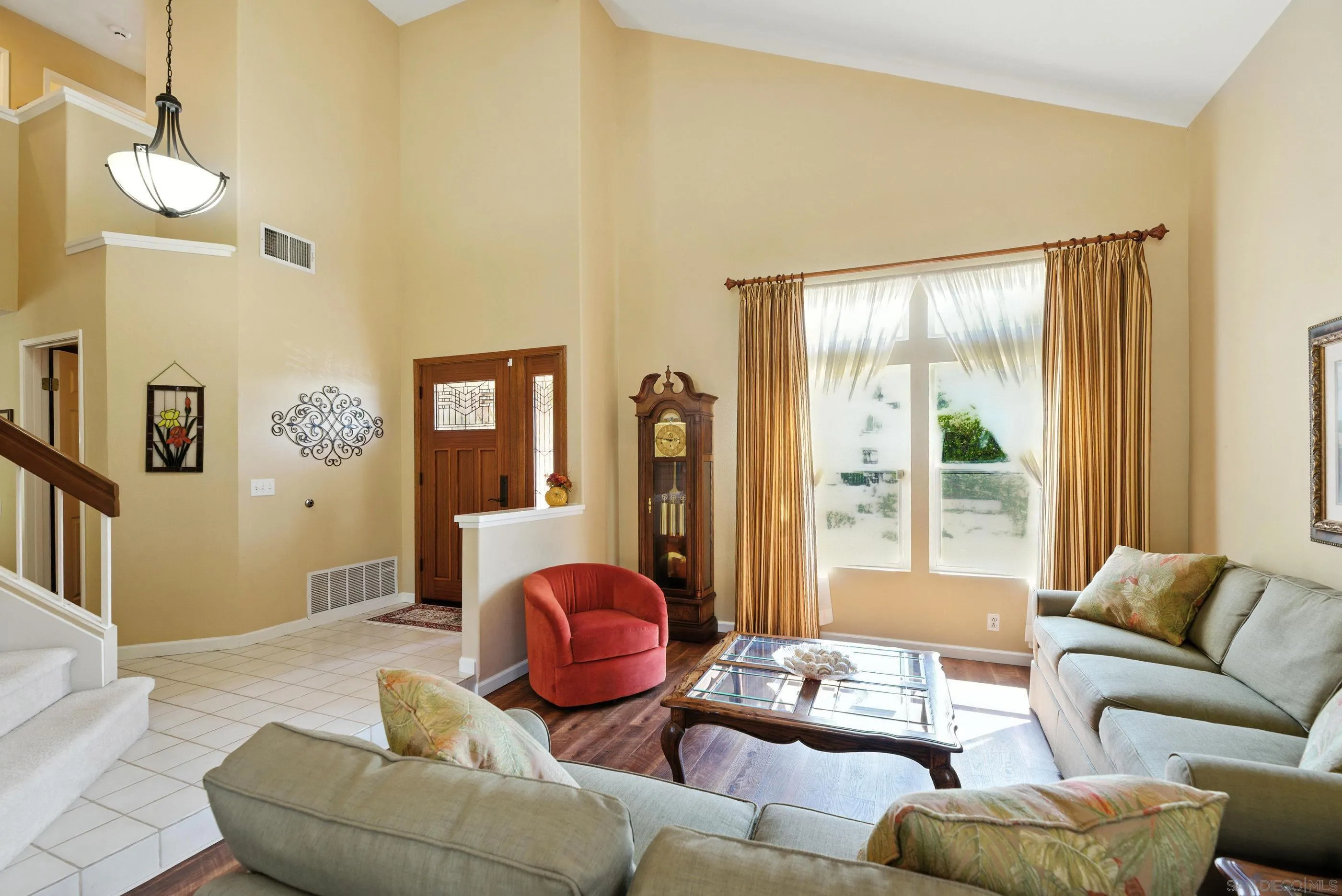 https://cdn.realtyfeed.com/cdn/127/250038127/ad62f0262b3a446e5c5d2c59eec5d8b4.webp