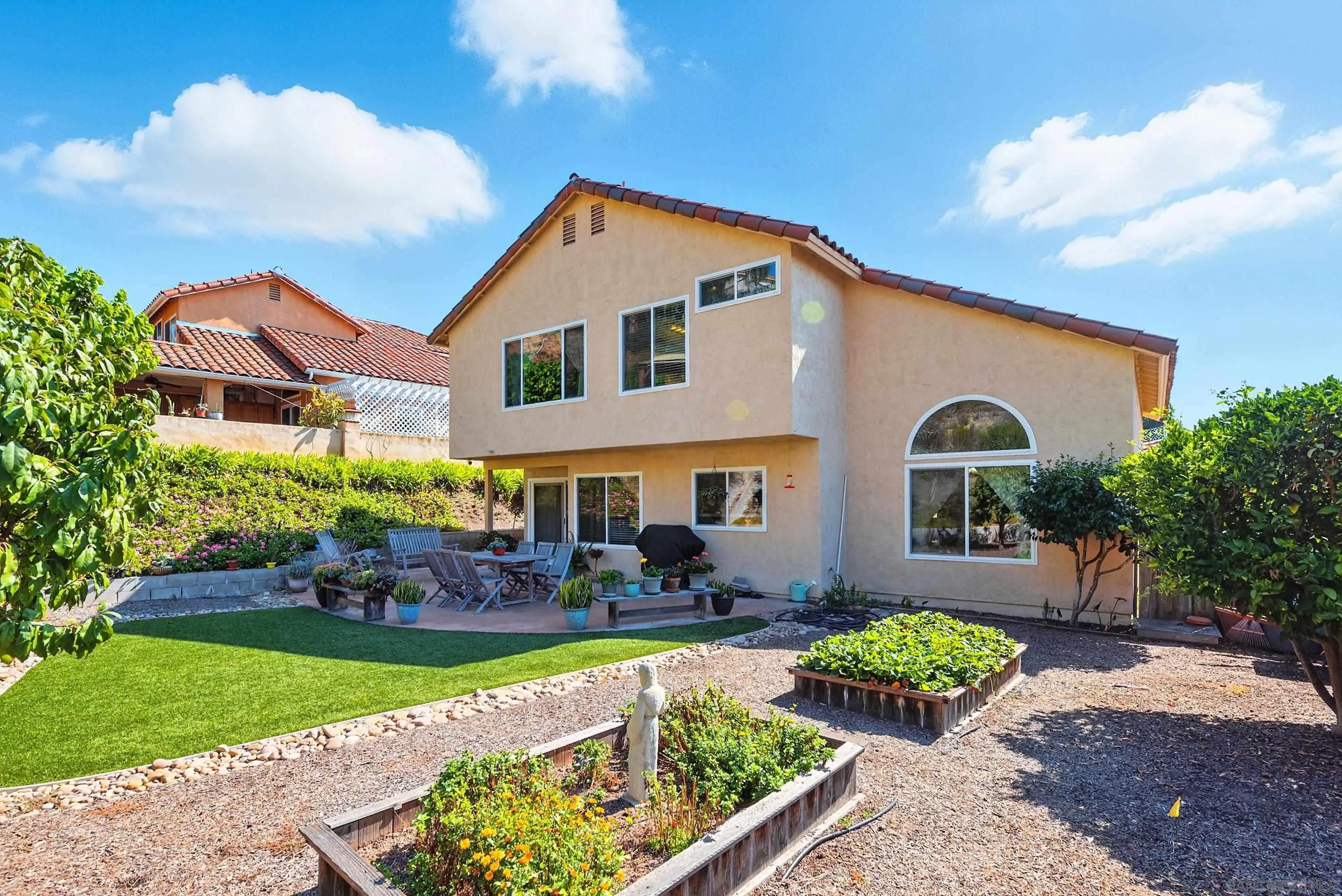https://cdn.realtyfeed.com/cdn/127/250038127/bca5180640832d53c9956fa7a77b0885.webp