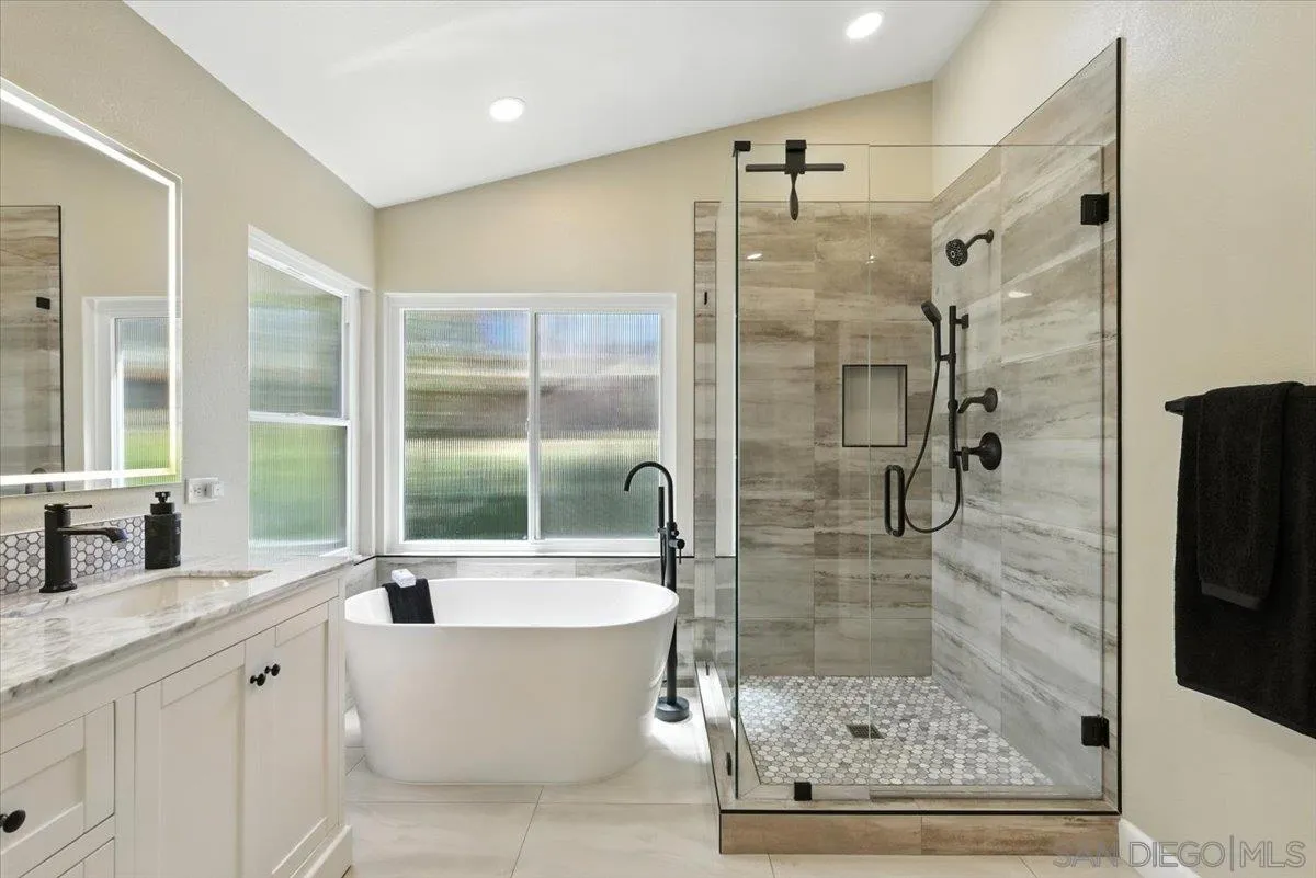 https://cdn.realtyfeed.com/cdn/127/250038129/258898e01ab811e246794298445c1eff.webp