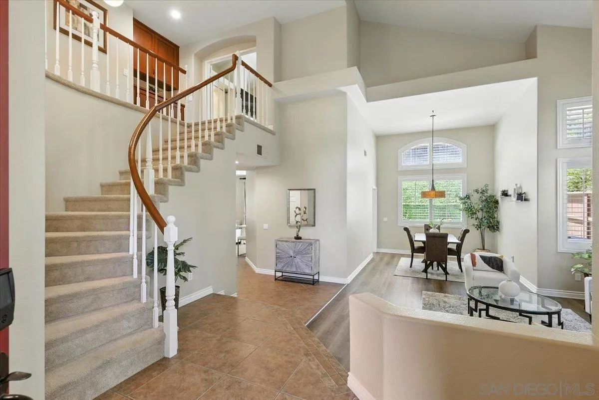 https://cdn.realtyfeed.com/cdn/127/250038129/475721704651e91660a5187c82e1c66d.webp