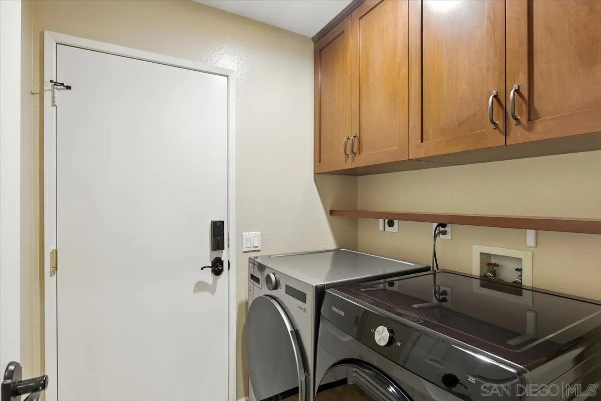 https://cdn.realtyfeed.com/cdn/127/250038129/54e4220ee8cf64f0d455e5664bc5c63f.webp