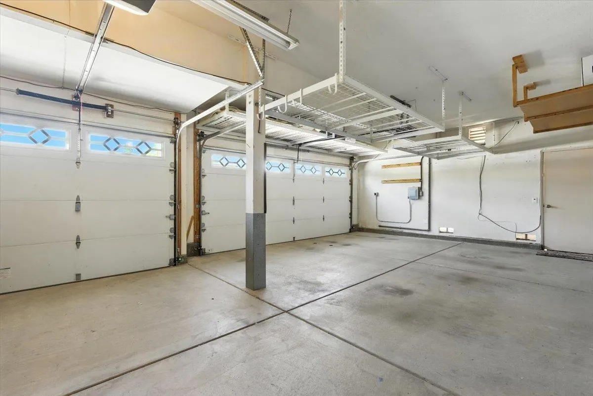 https://cdn.realtyfeed.com/cdn/127/250038129/5cbccbae42469feabbc1b44f36d5175e.webp