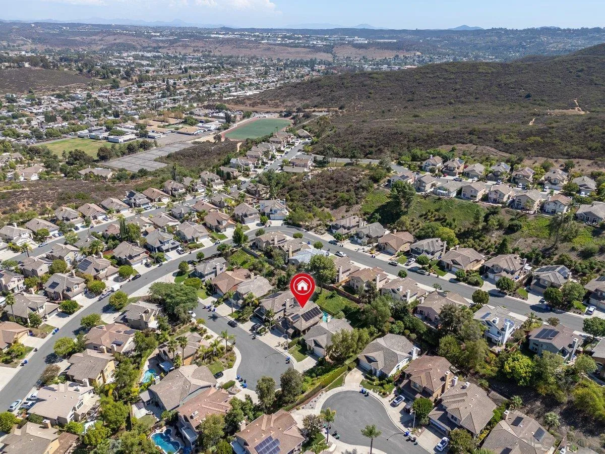 https://cdn.realtyfeed.com/cdn/127/250038129/5e220bbb4594f7c204f569b7e2e9e576.webp