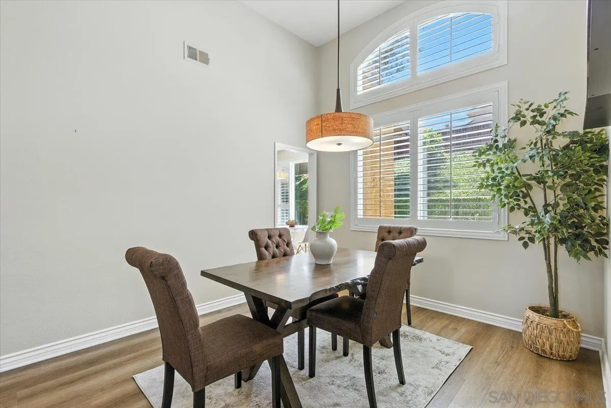 https://cdn.realtyfeed.com/cdn/127/250038129/663cd474483da53653554ca8f6eed87b.webp