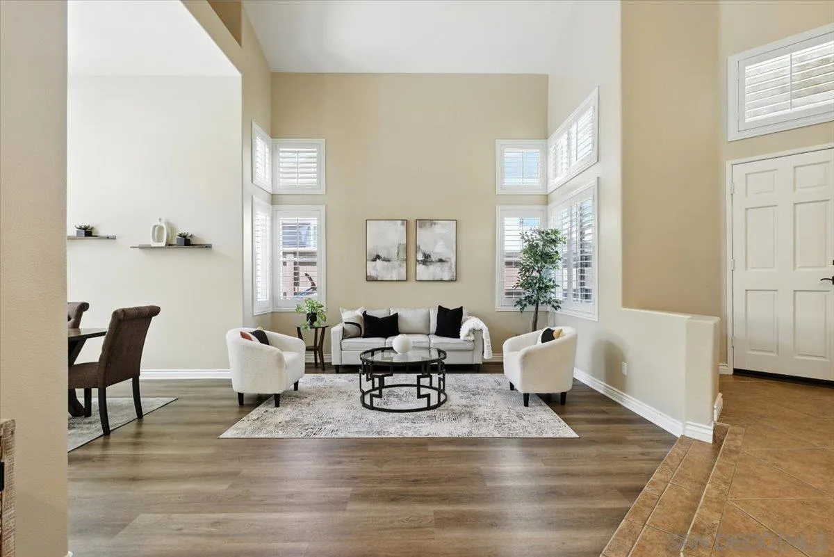 https://cdn.realtyfeed.com/cdn/127/250038129/ba12a9d029f56f248cbf13b29a8ef776.webp
