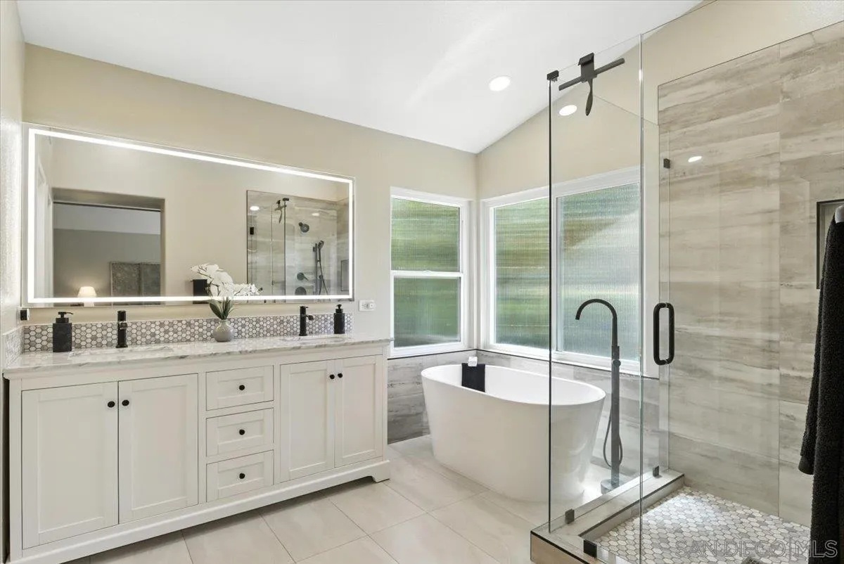 https://cdn.realtyfeed.com/cdn/127/250038129/e07c194b02ad0a0f970772044cd2d669.webp