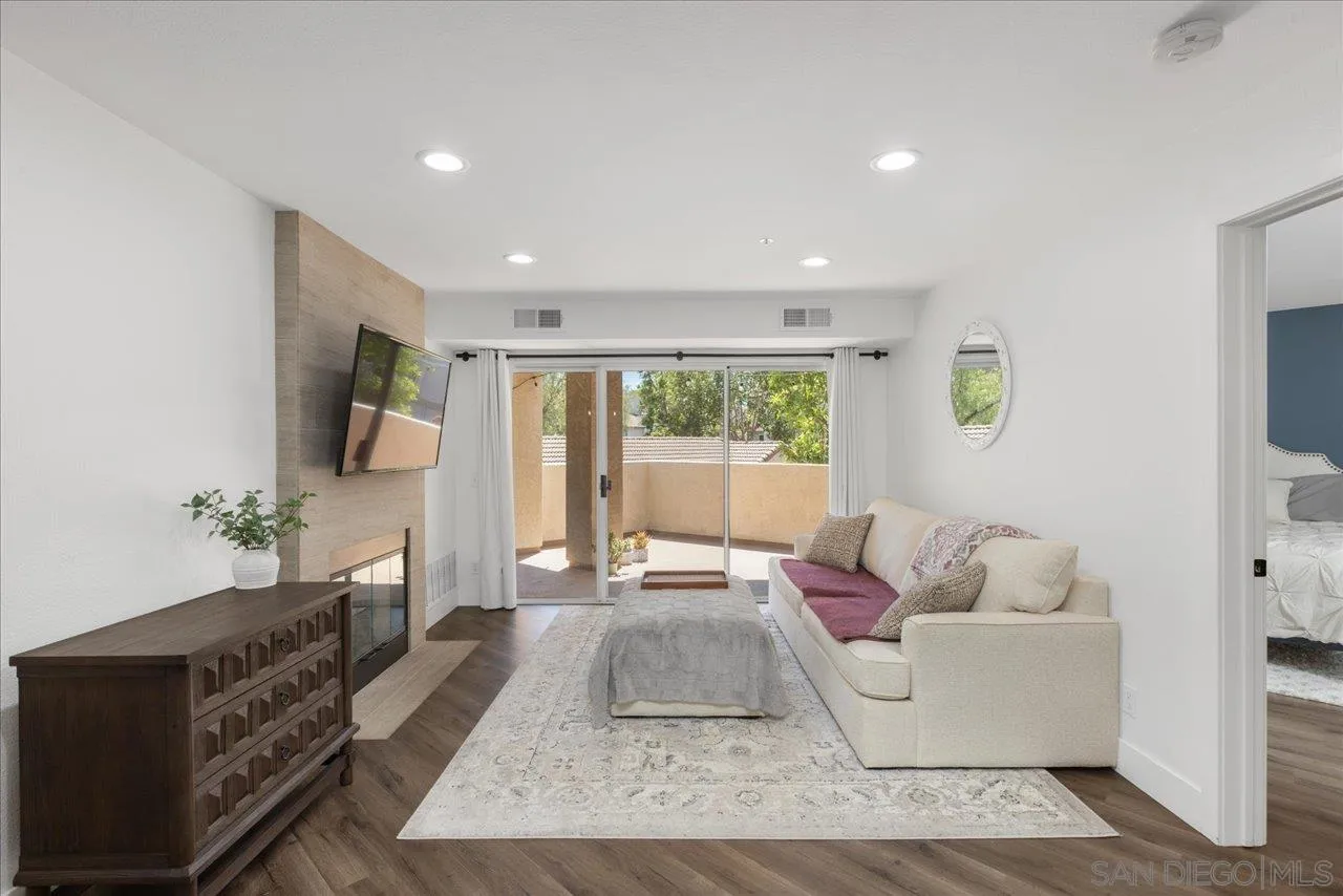 Photo #4: 250038132 Listing 