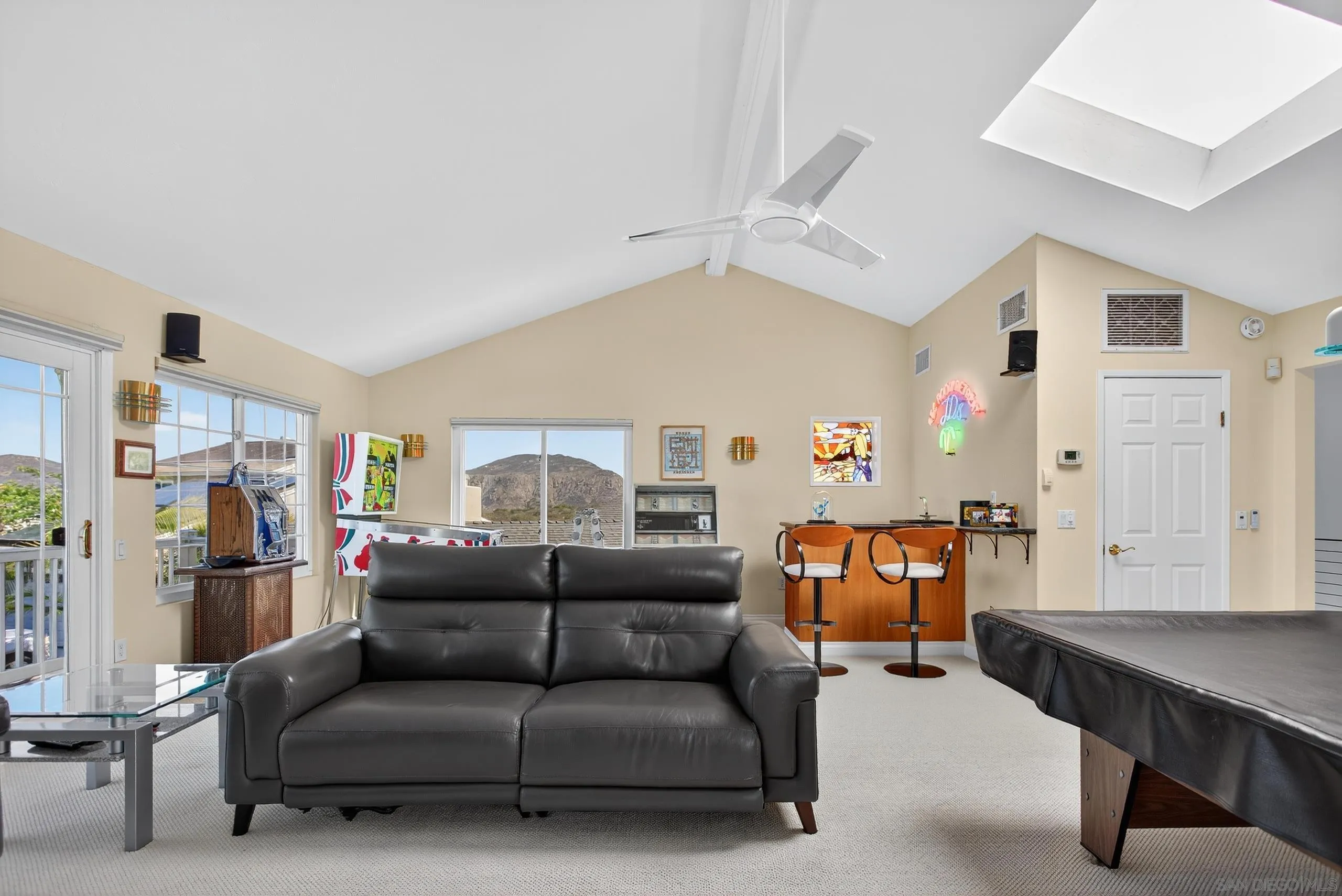 https://cdn.realtyfeed.com/cdn/127/250038133/55ceed21c91db064408f45812964f1bf.webp