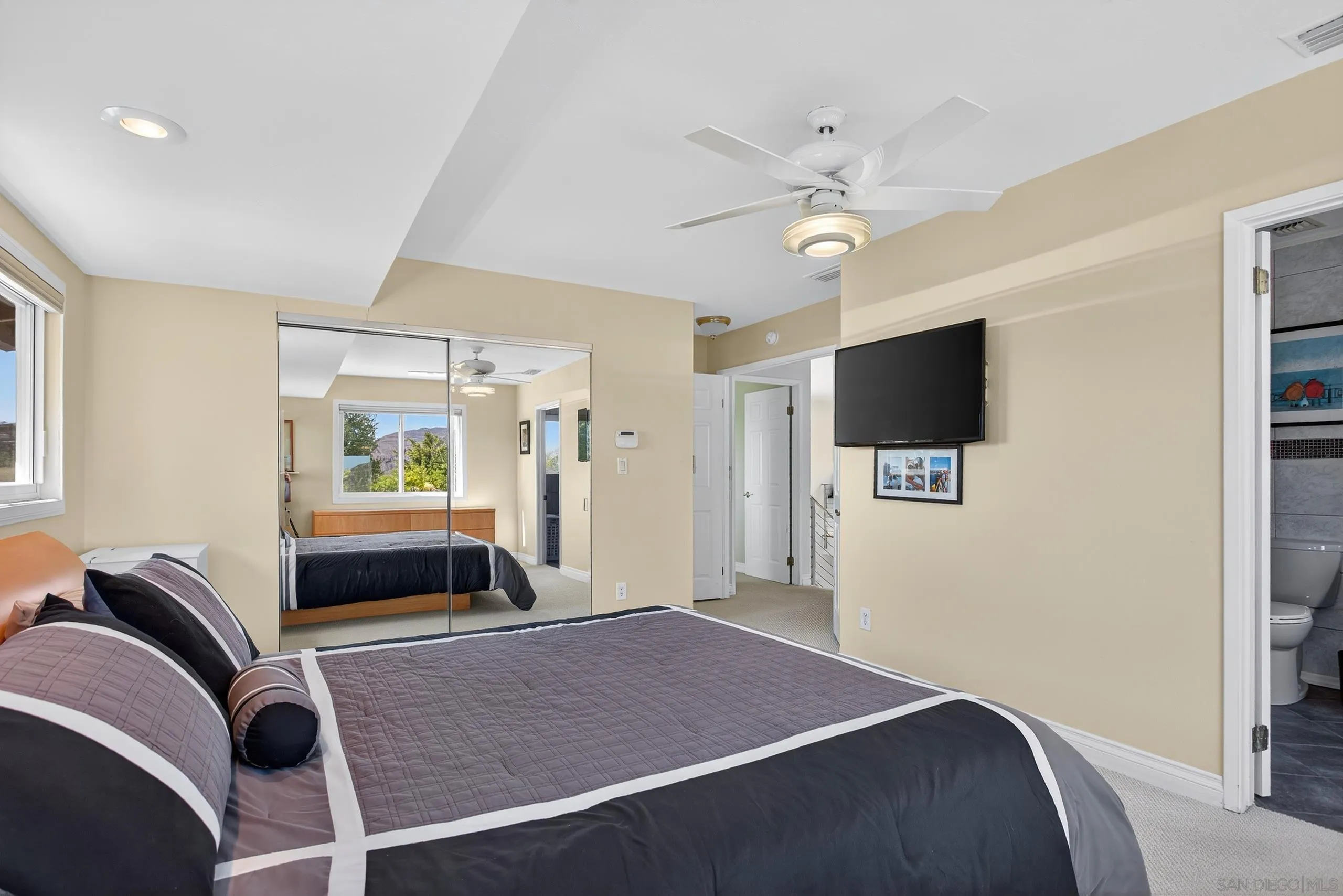 https://cdn.realtyfeed.com/cdn/127/250038133/76a94d3ab1ab2e842c64bb4a791b6b69.webp