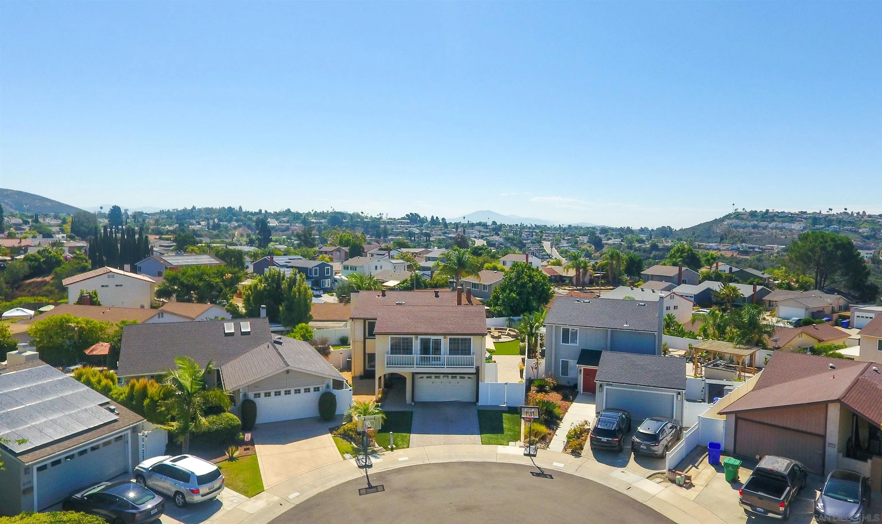 https://cdn.realtyfeed.com/cdn/127/250038133/de3c1973839b6c89ca02ed3b1fac5d6b.webp