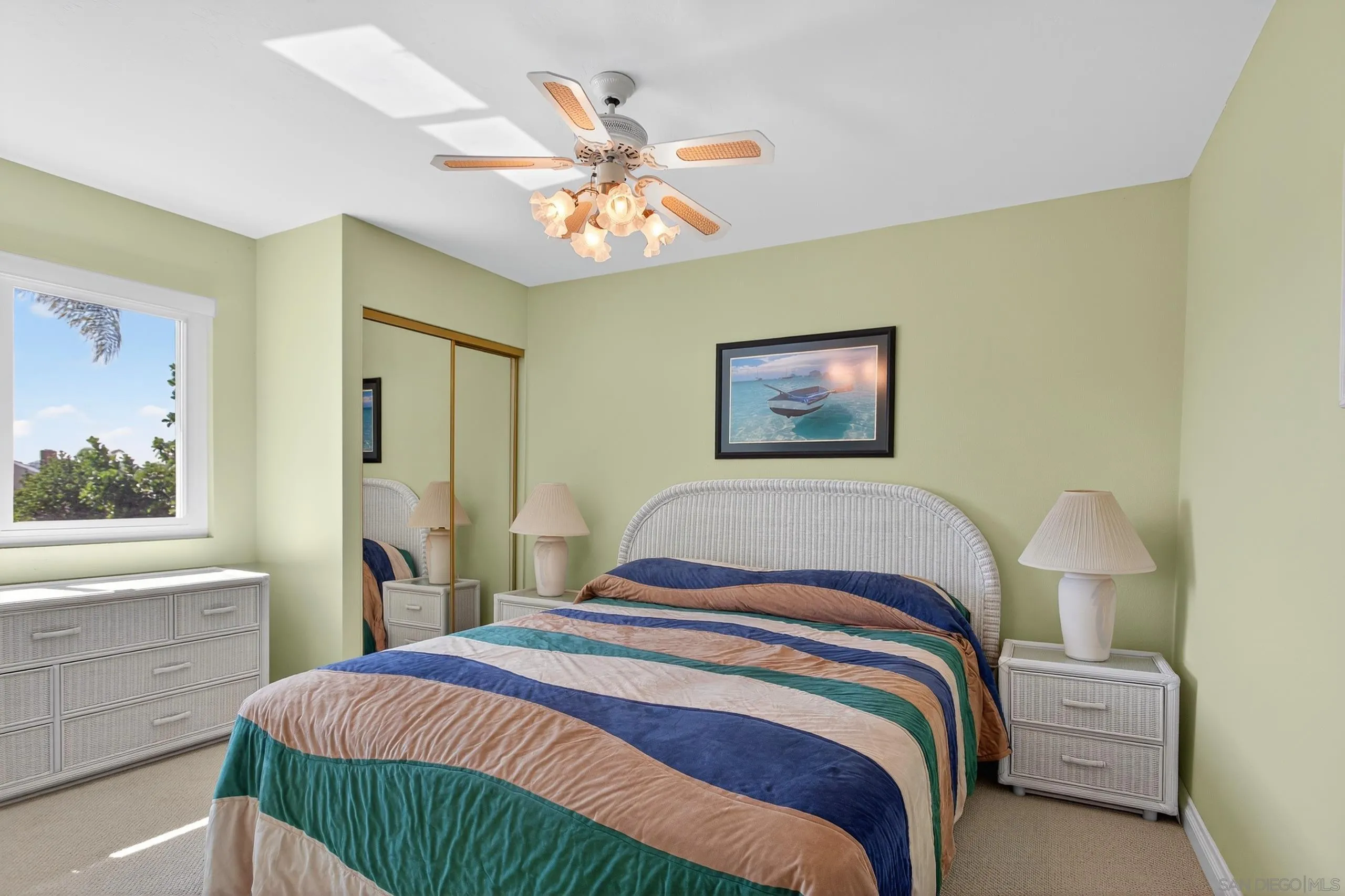 https://cdn.realtyfeed.com/cdn/127/250038133/f052c2a5f3d49959287ea642484a8fc4.webp