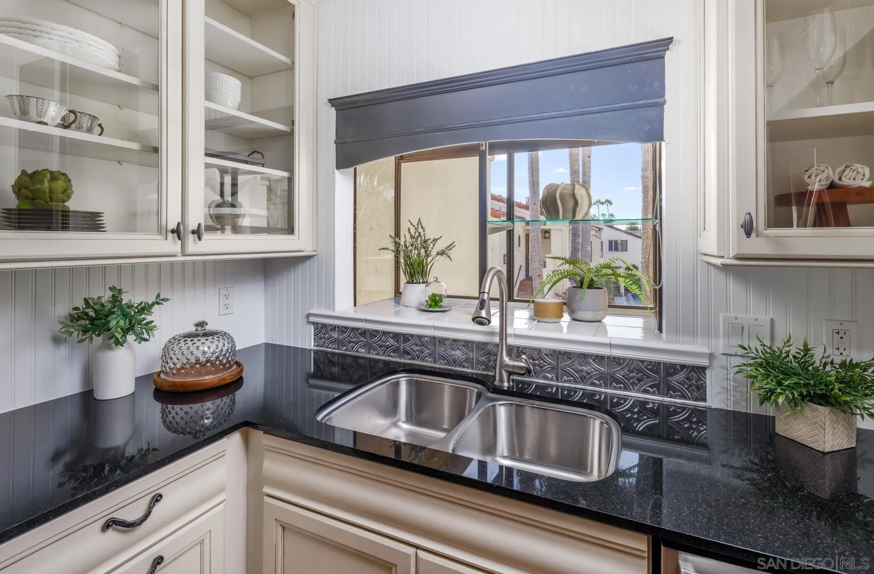 https://cdn.realtyfeed.com/cdn/127/250038138/58a78ad3e3080d076fca12117667bb05.webp