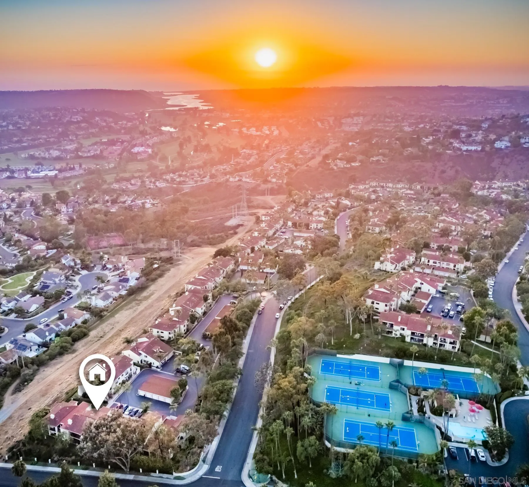 https://cdn.realtyfeed.com/cdn/127/250038138/a6631560db1e636a119d8764b452217a.webp
