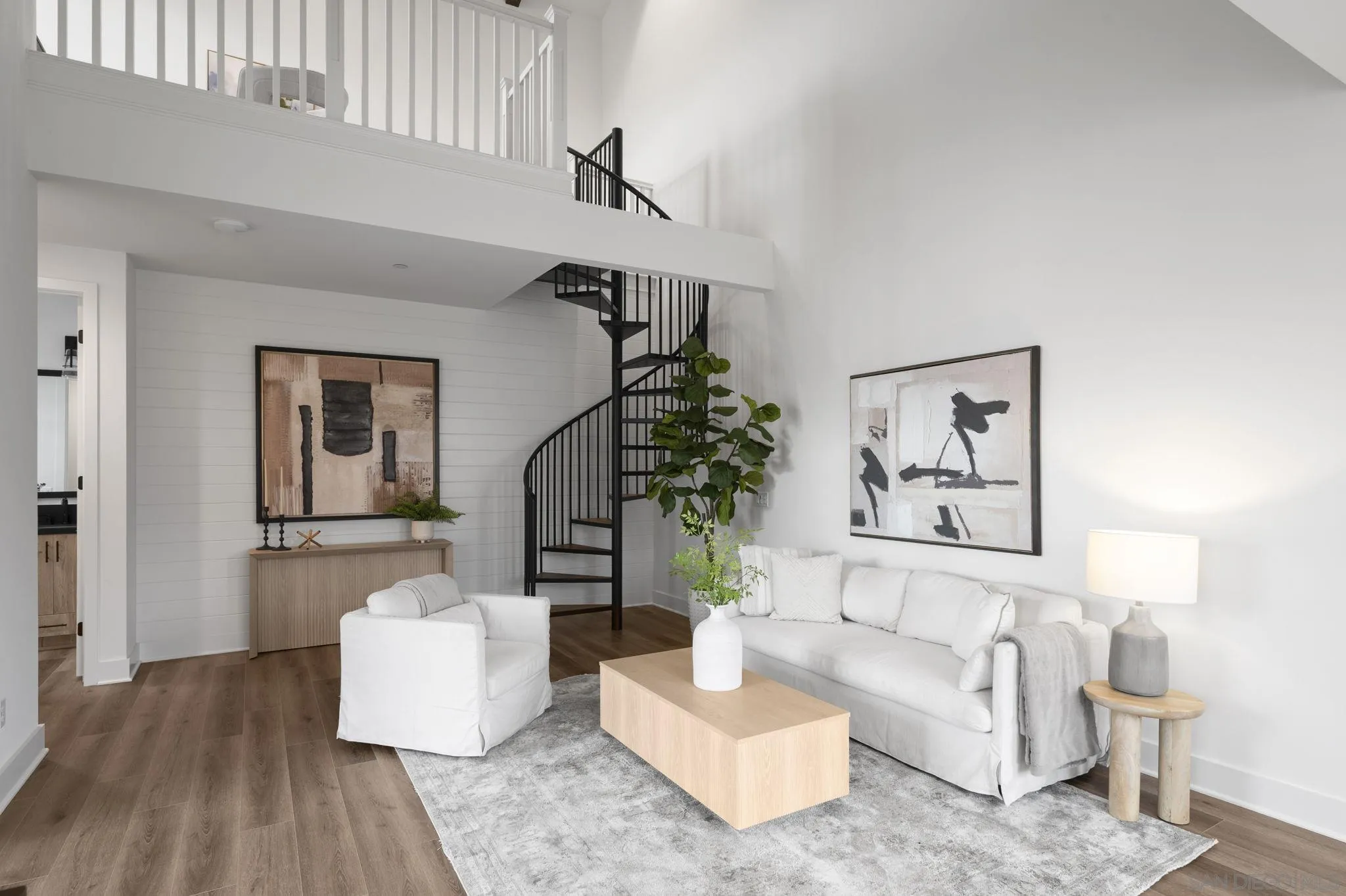 1400 Anacona Place UNIT 201, Encinitas, CA 92024 Sold Property