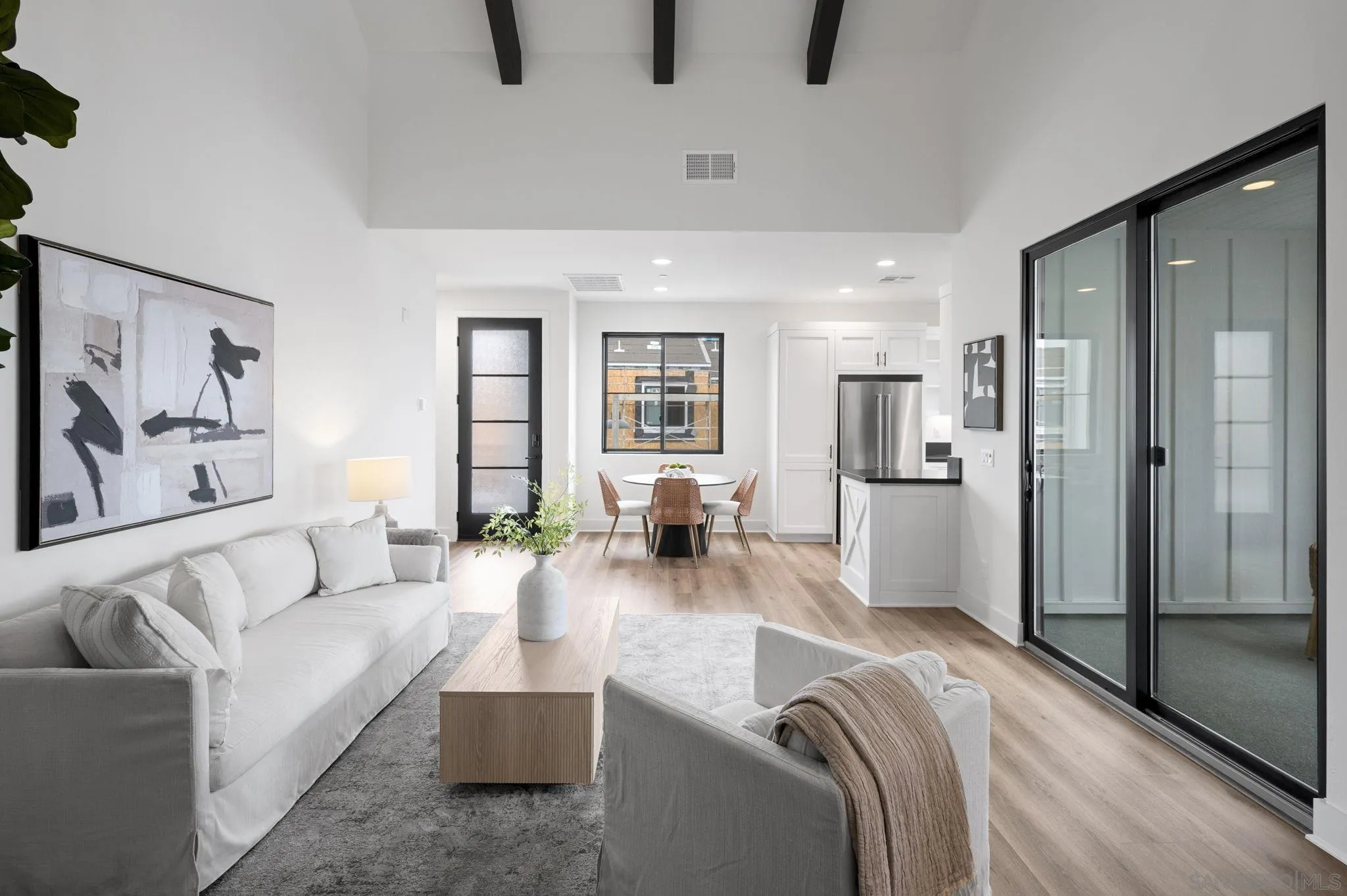 1400 Anacona Place UNIT 201, Encinitas, CA 92024 Sold Property
