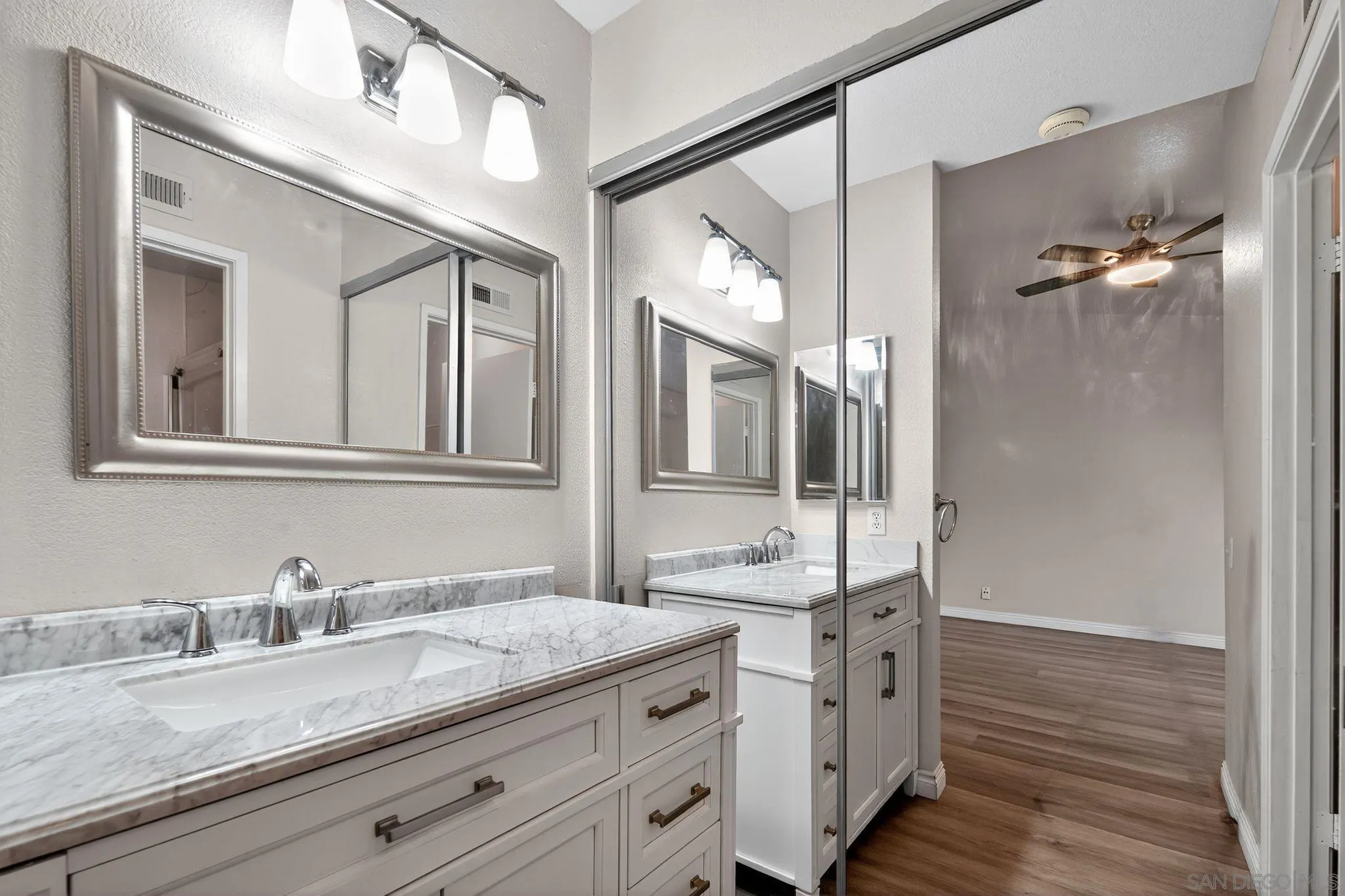 https://cdn.realtyfeed.com/cdn/127/250038145/f37cef7088424744200397e497b658a4.webp