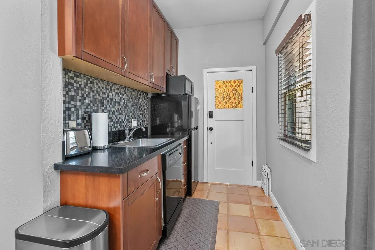 https://cdn.realtyfeed.com/cdn/127/250038149/9c04e8892b93d2188177c364d2e65012.webp