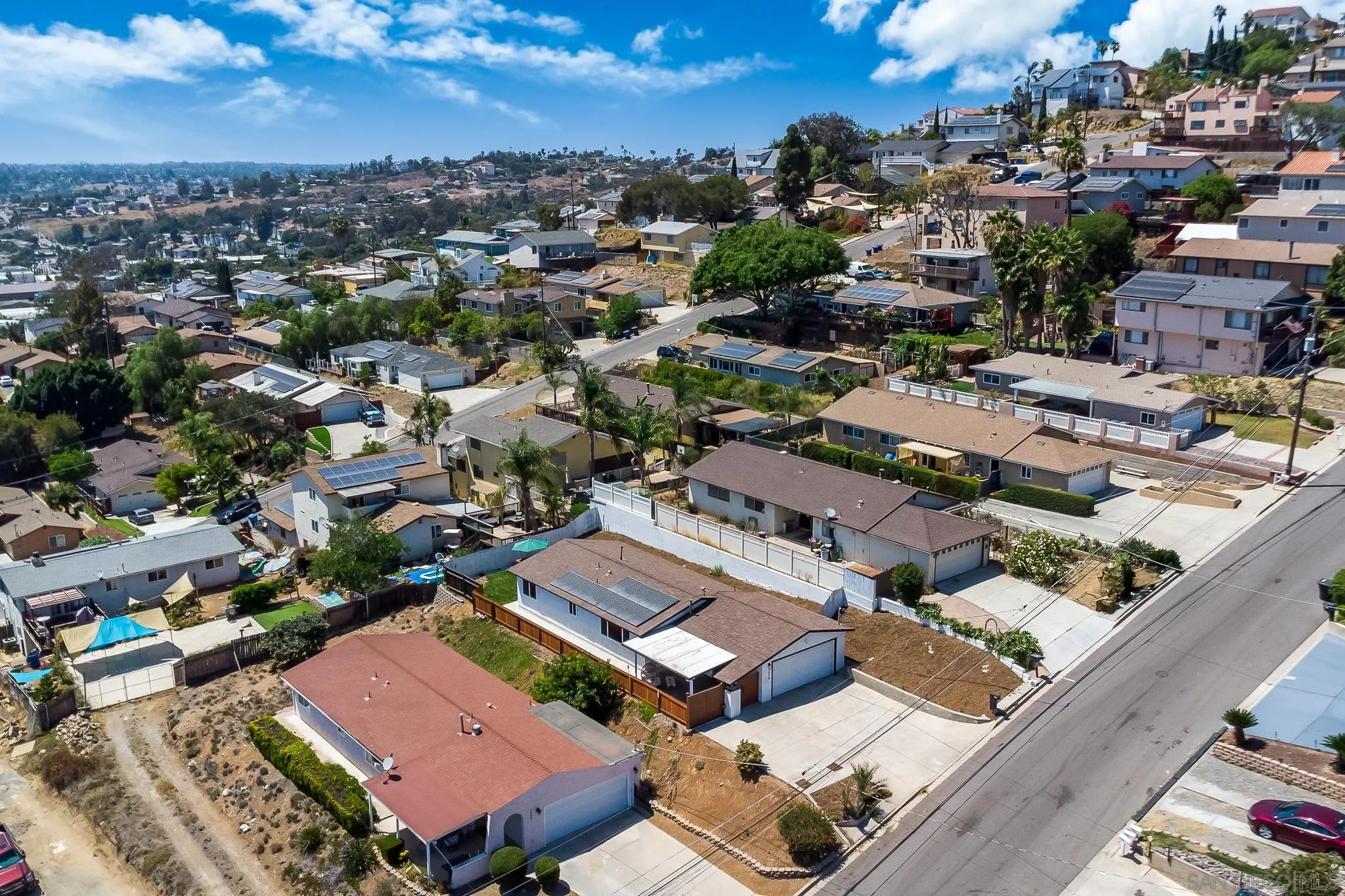 https://cdn.realtyfeed.com/cdn/127/250038152/1d4068ecc1b13541b98443f6908e3d8f.webp