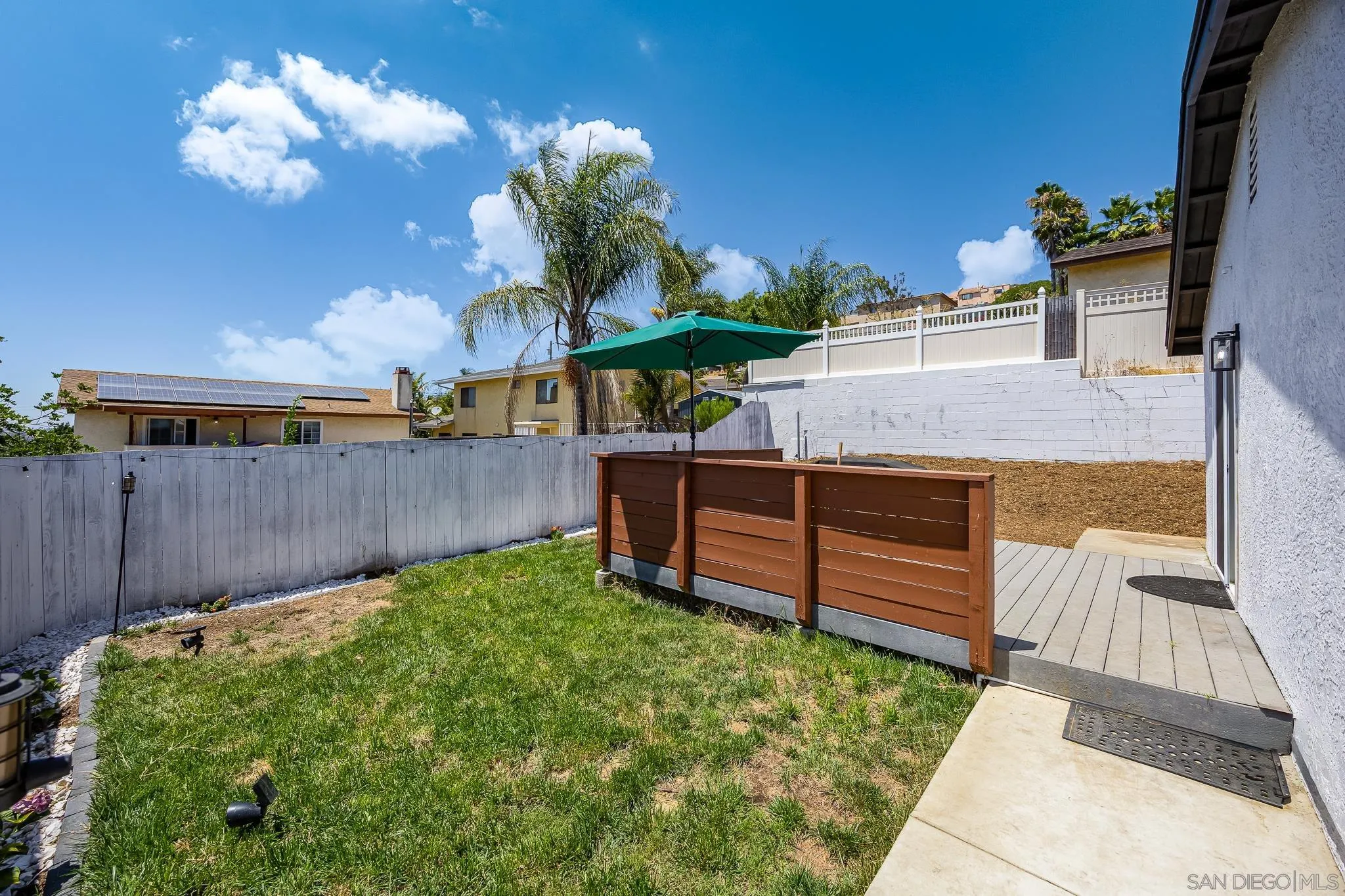 https://cdn.realtyfeed.com/cdn/127/250038152/e5c0615e8fb524a43dc07a7d4804ddb9.webp