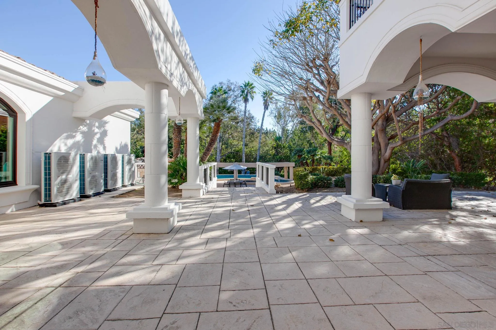 https://cdn.realtyfeed.com/cdn/127/250038153/f3de47d7ecf45bb63592aaec4fe11a1e.webp