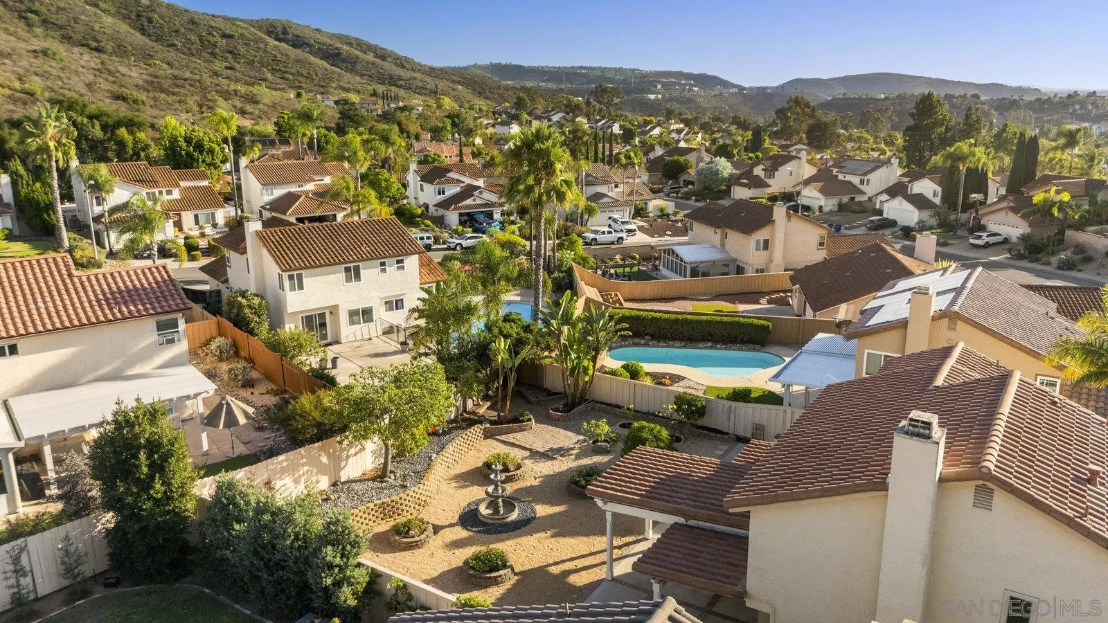 https://cdn.realtyfeed.com/cdn/127/250038155/2c3a3d7f9885c9b0fefb3871efe82c17.webp