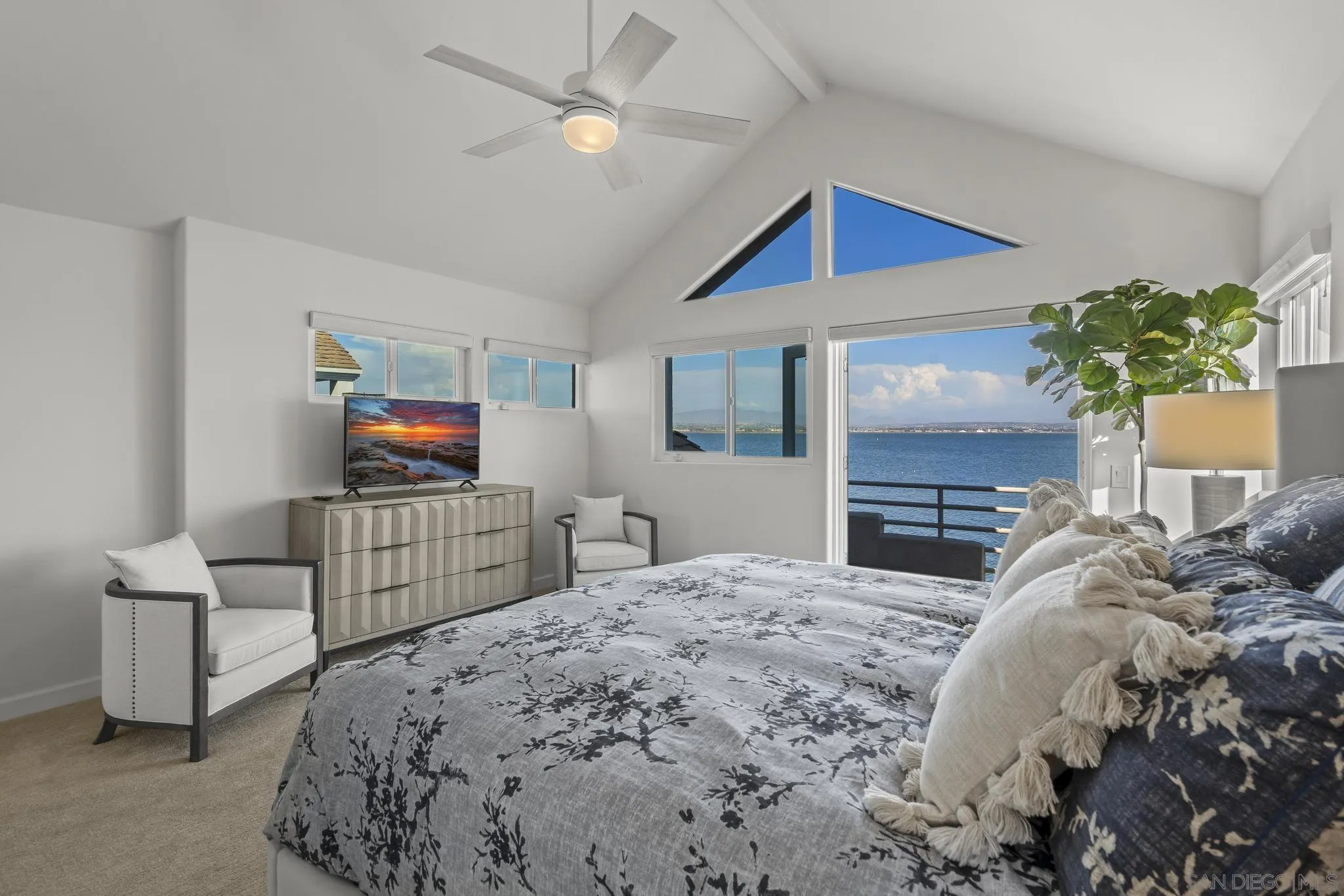 https://cdn.realtyfeed.com/cdn/127/250038158/1d81e8c677cea39ac763acbf03a76cc8.webp