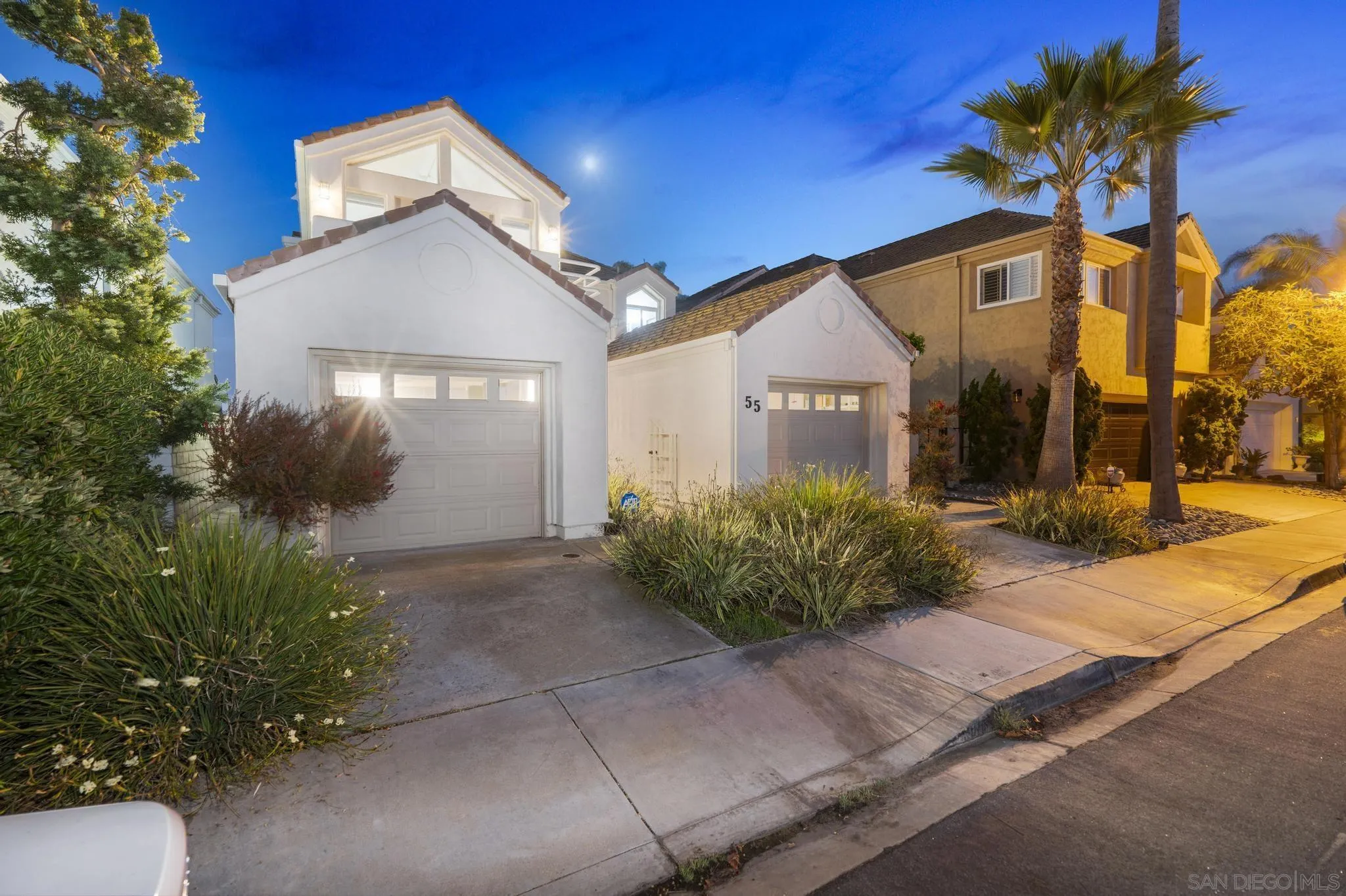 https://cdn.realtyfeed.com/cdn/127/250038158/374c5ab2a0d7488e6b6f5c1f1dfa6968.webp