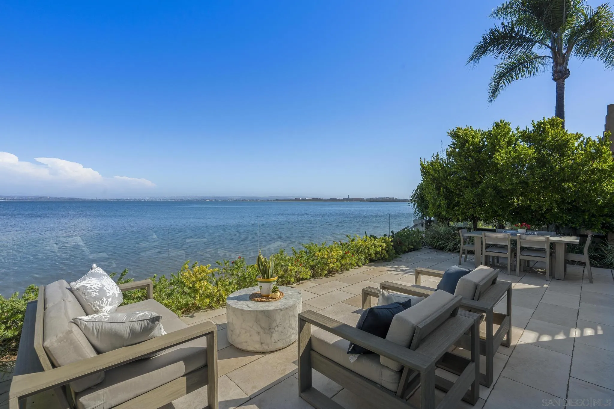 https://cdn.realtyfeed.com/cdn/127/250038158/5440a64b1cee77e970031729122c3600.webp
