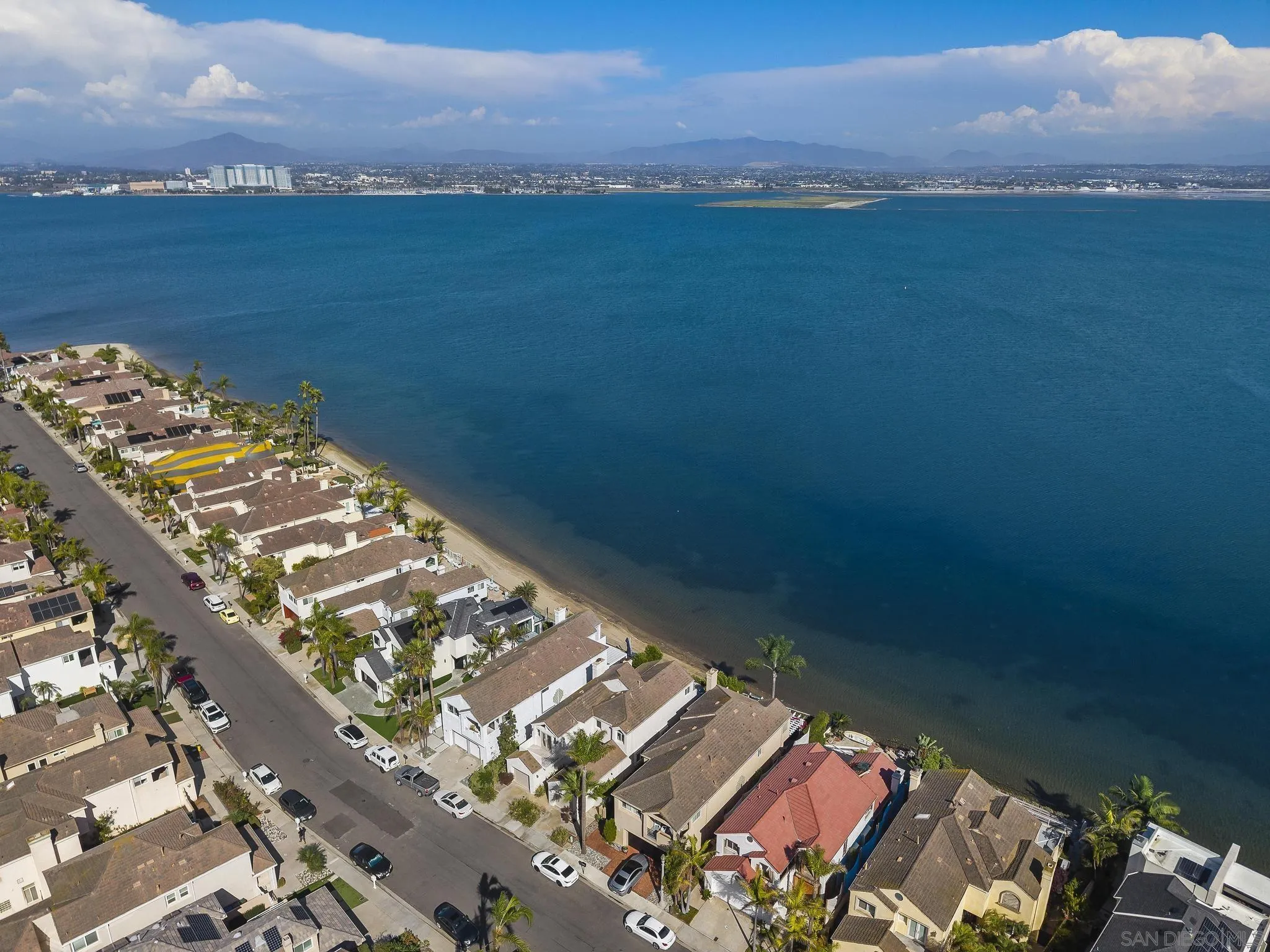 https://cdn.realtyfeed.com/cdn/127/250038158/966a515b872c547917eadc2cf8c090bd.webp