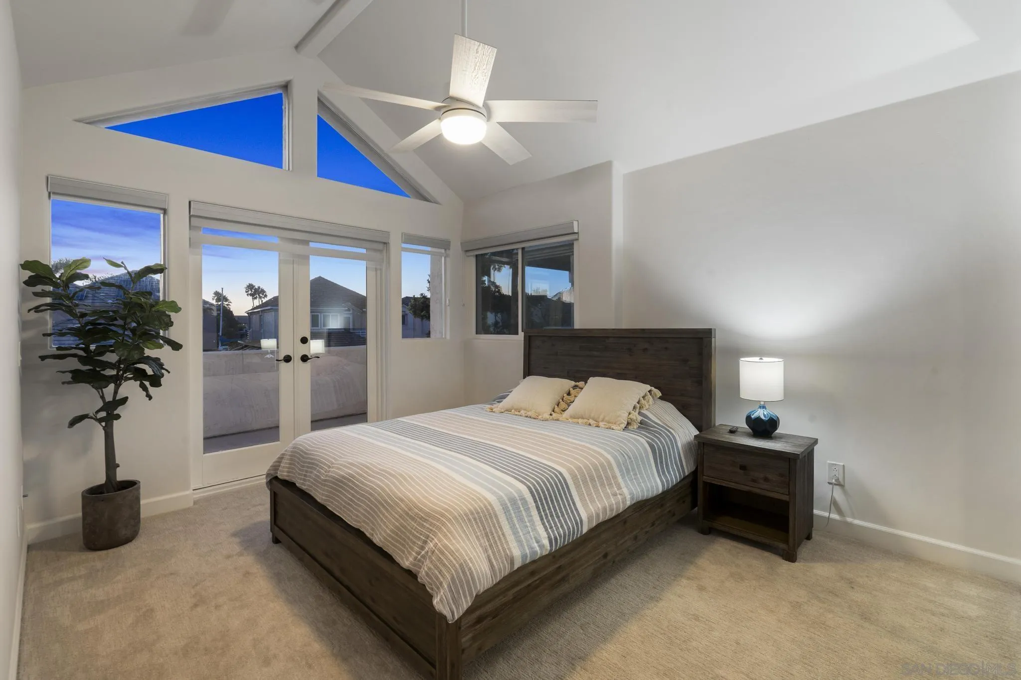 https://cdn.realtyfeed.com/cdn/127/250038158/9cd2de6ea12b2156a29180b2bcf54de1.webp