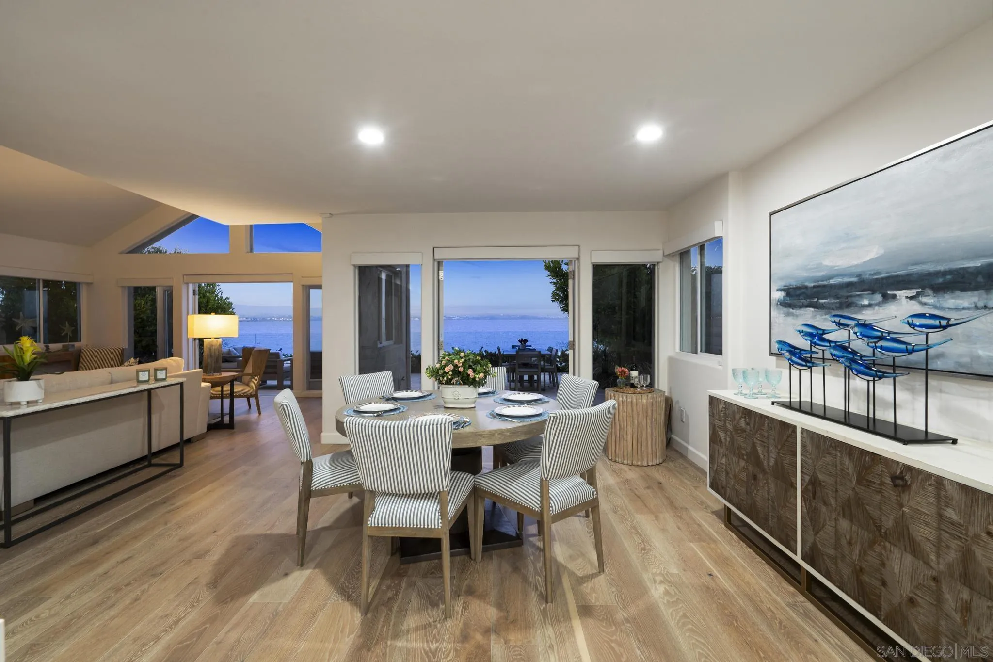 https://cdn.realtyfeed.com/cdn/127/250038158/ab8e9ccddb3db5ce108ad59628250cf8.webp