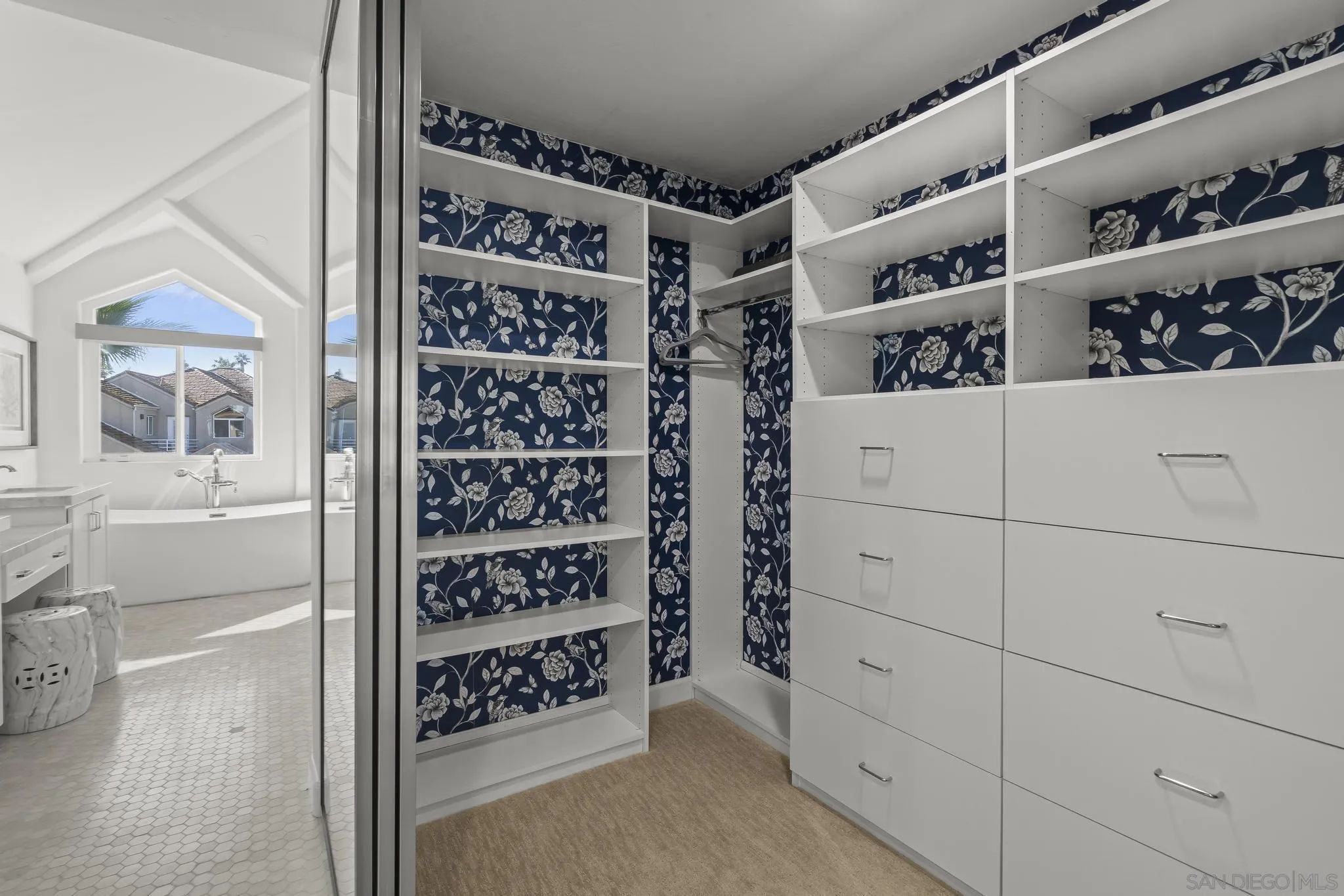 https://cdn.realtyfeed.com/cdn/127/250038158/b2a1ed9ff0e2963c03ed9ca1cac45853.webp