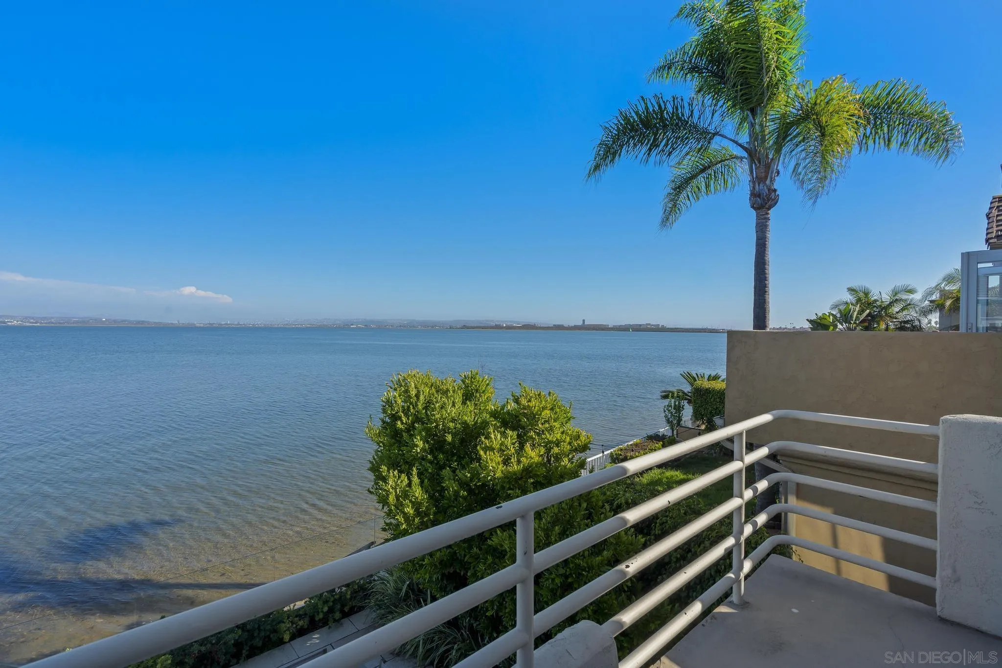 https://cdn.realtyfeed.com/cdn/127/250038158/de7e390da8de875b19f8febb10f524e6.webp