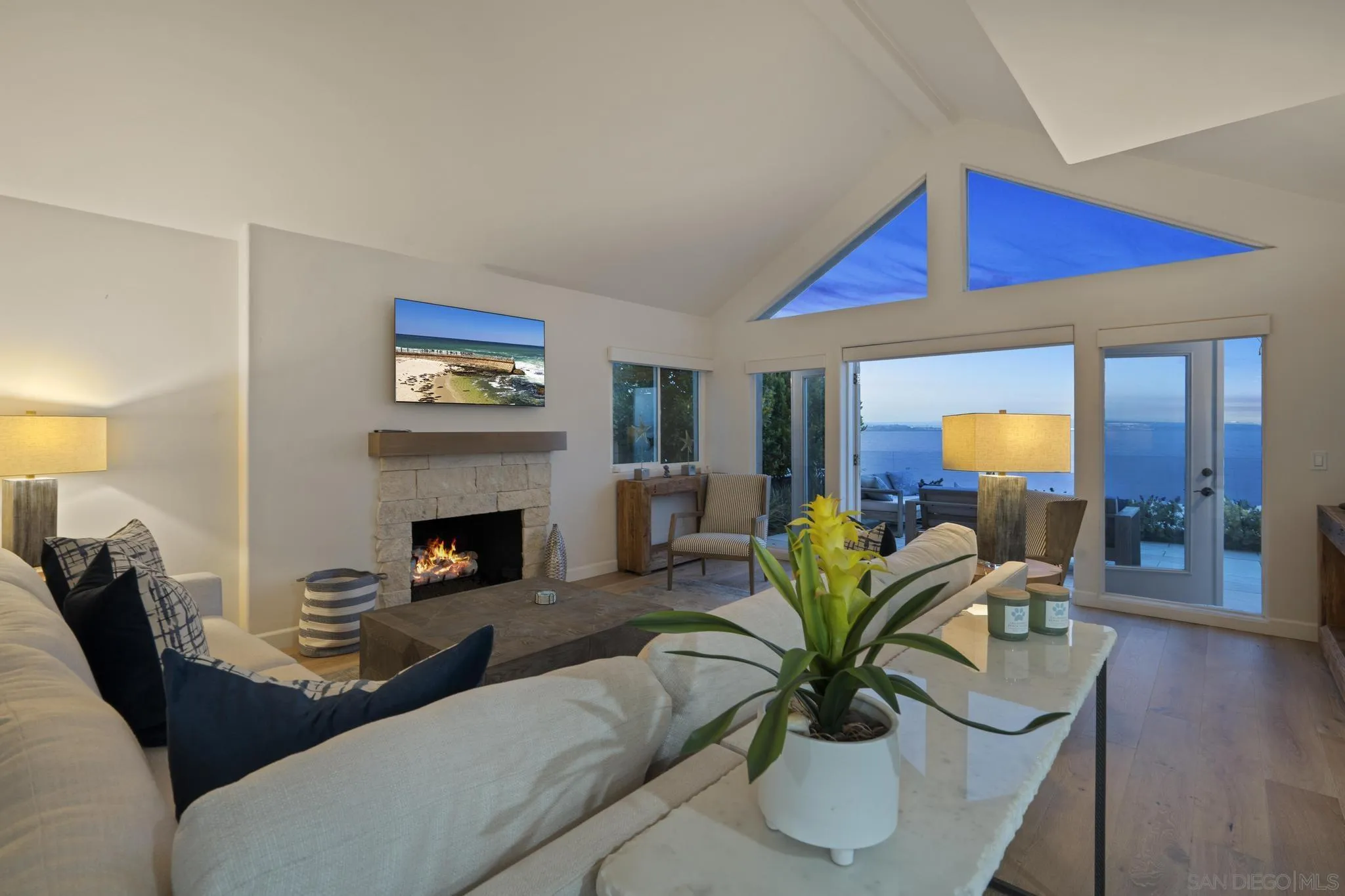https://cdn.realtyfeed.com/cdn/127/250038158/e5af2ec6ef9533b3ccfb736fc0dbae44.webp
