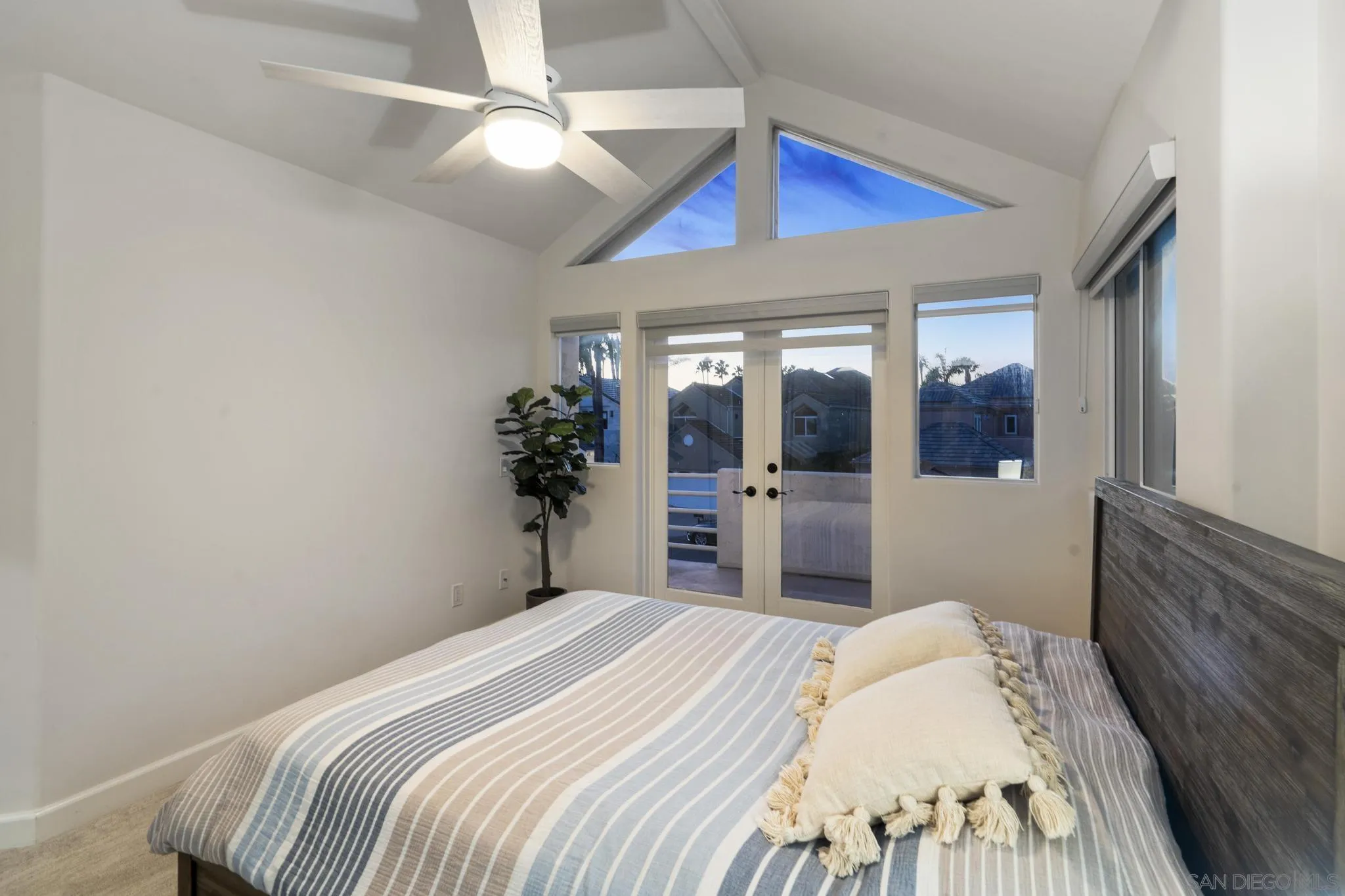 https://cdn.realtyfeed.com/cdn/127/250038158/f8e4237e292606ecce5ffffdde7f6b51.webp