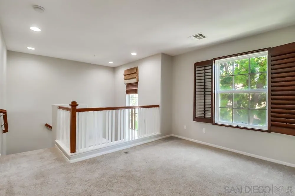 Photo #12: 250038160 Listing: Photo #12