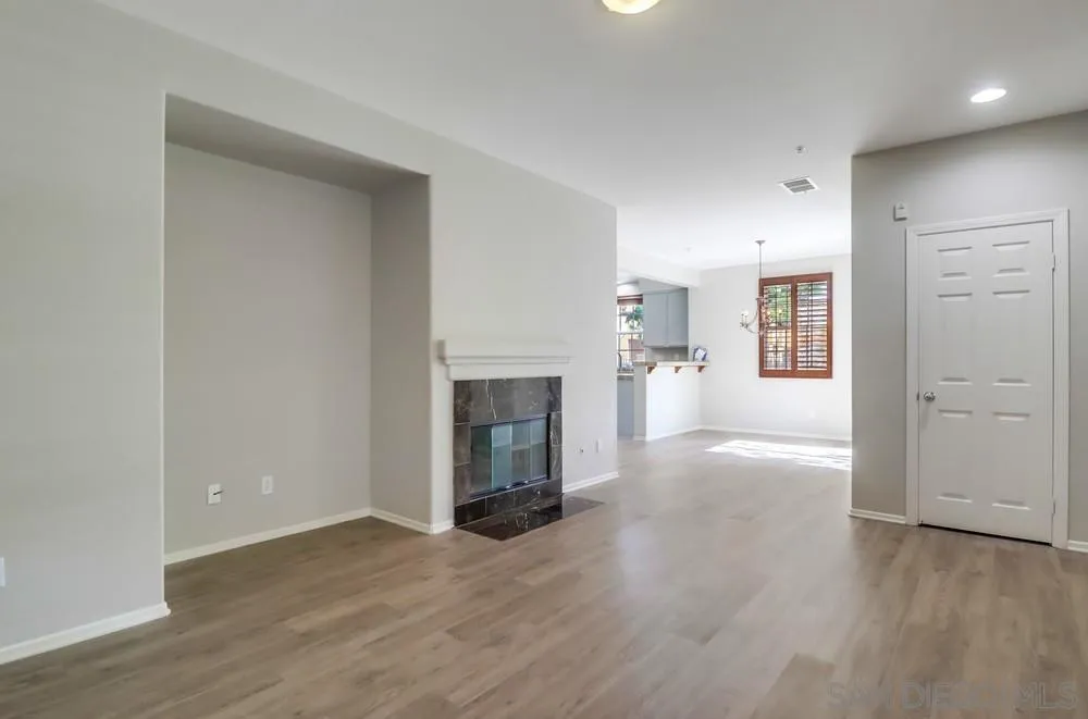 Photo #6: 250038160 Listing: Photo #6