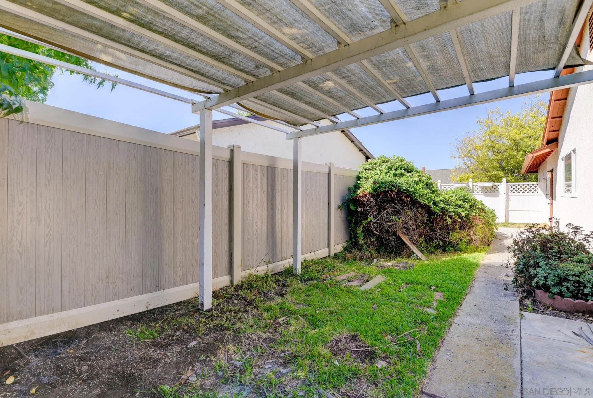 https://cdn.realtyfeed.com/cdn/127/250038161/a9e9f72a257cef36dd6abc25fbf08311.webp