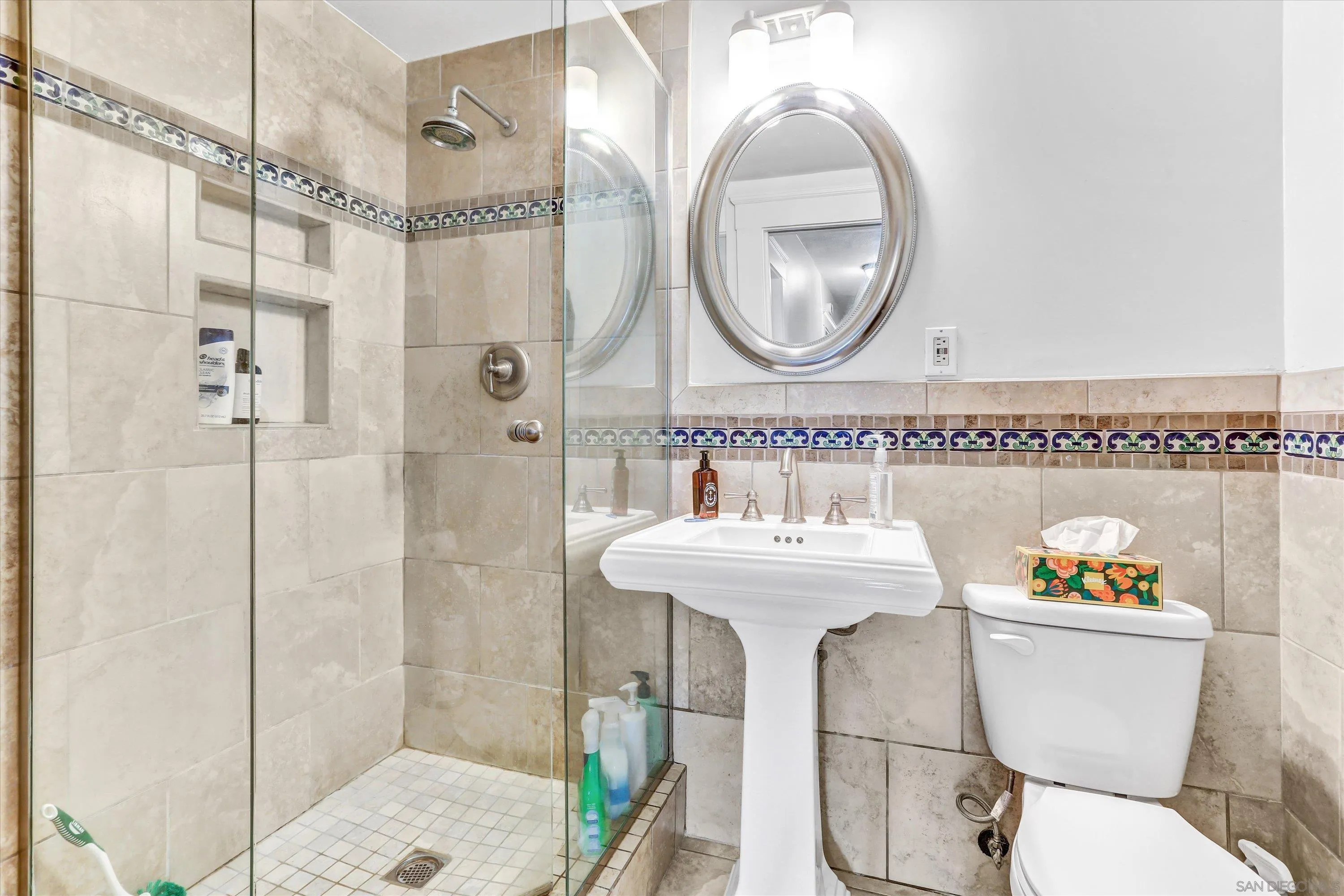 https://cdn.realtyfeed.com/cdn/127/250038163/6d9460f5add7ac25f919bc70c025ff75.webp